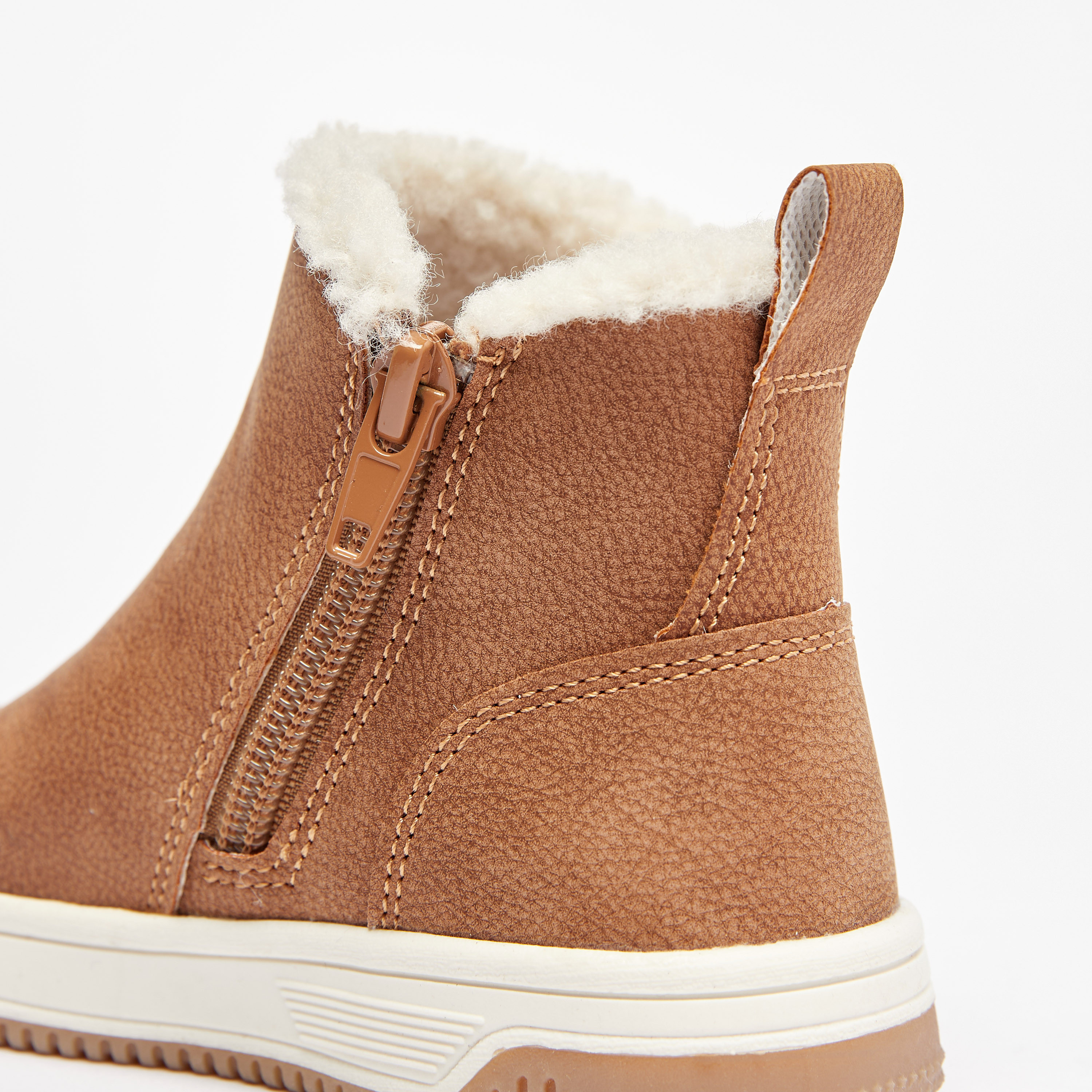 بوت سادة بطول الكاحل مع سحاب إغلاق من جونيورز-boys-shoes-boots-image-1