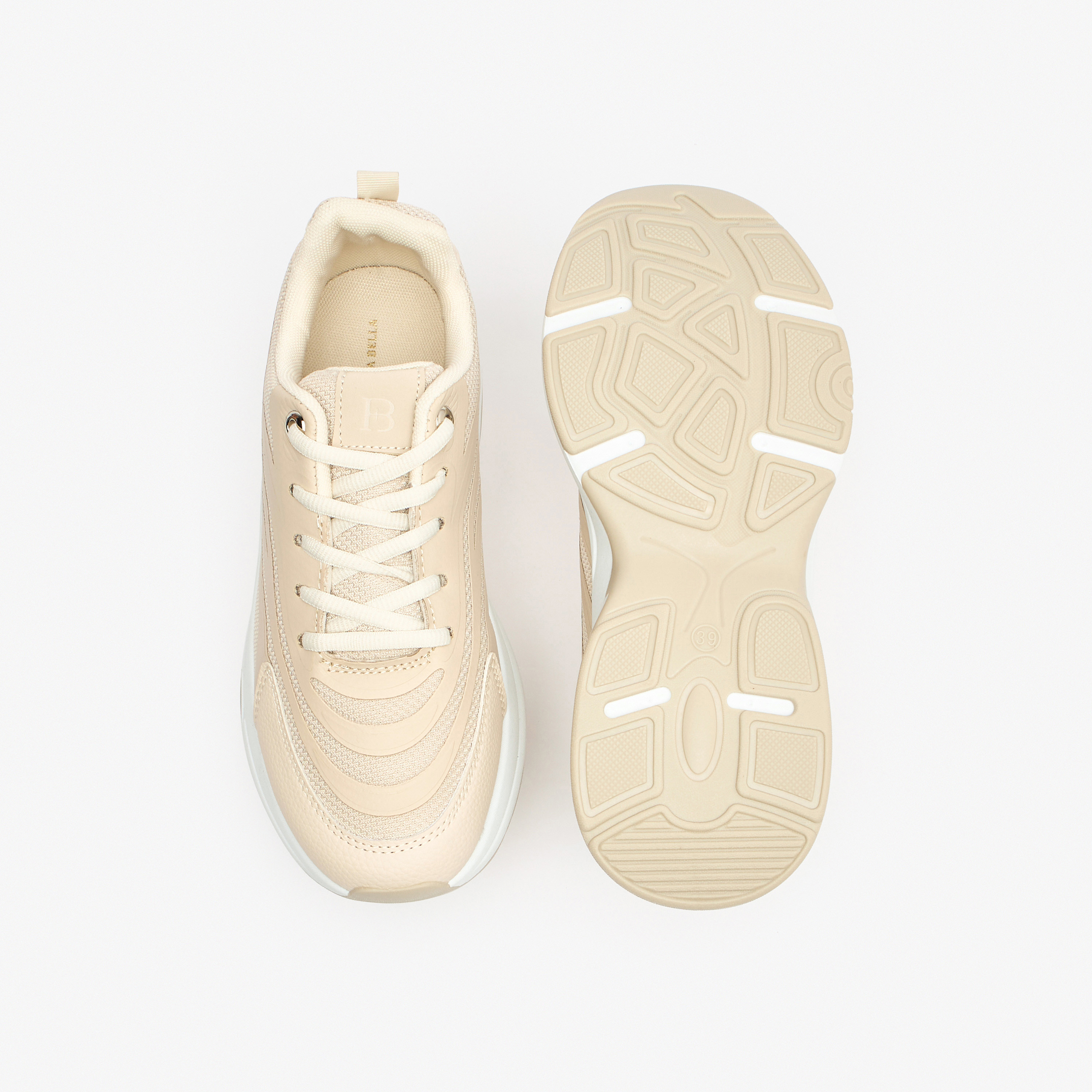 حذاء سنيكرز بارز الملمس برباط إغلاق وكاحل منخفض من فلورا بيلا-women-shoes-sneakers-image-9