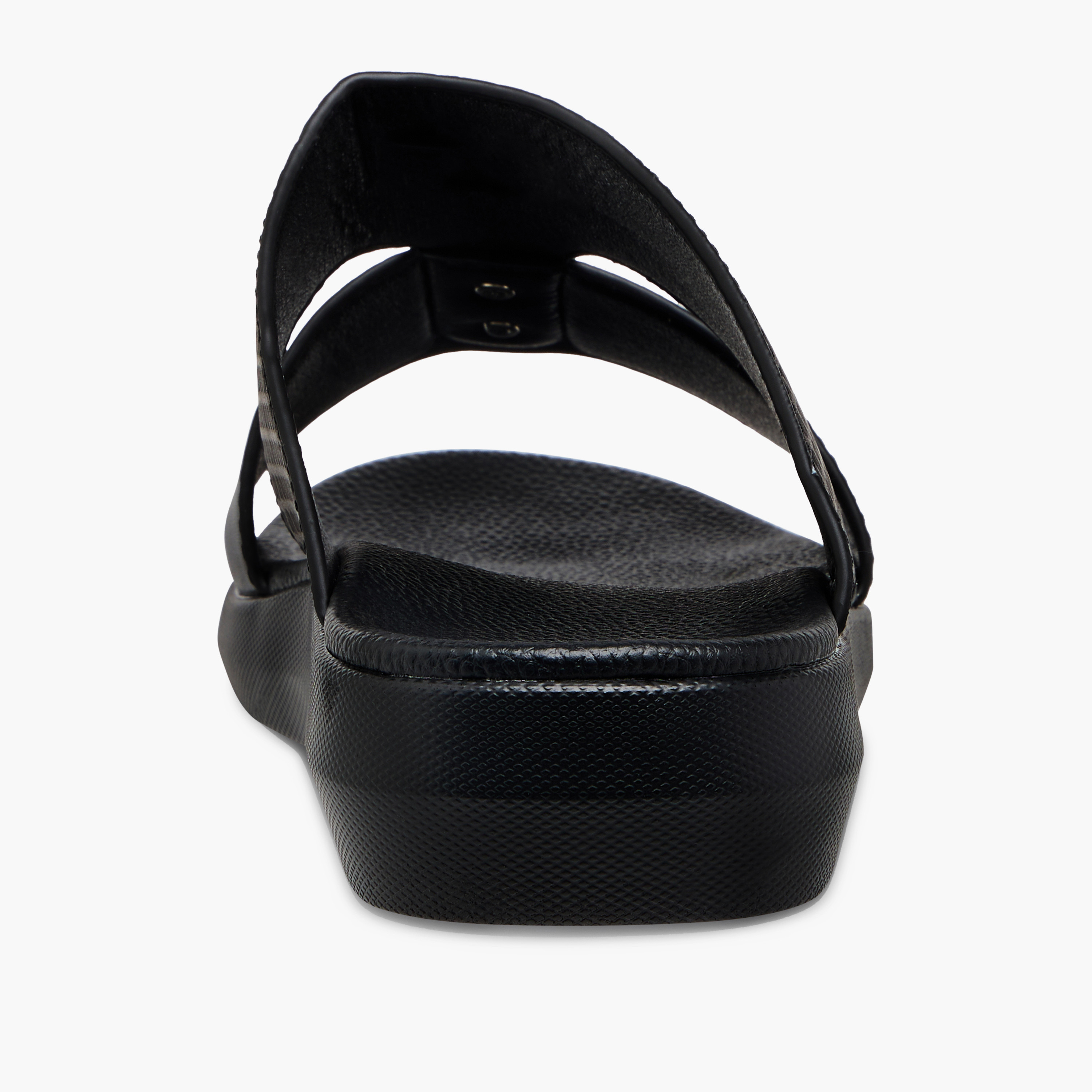 صندل مريح سهل الارتداء بارز الملمس بتفاصيل ميتاليك من إل بي إل من شو إكسبريس-men-shoes-sandals-image-4