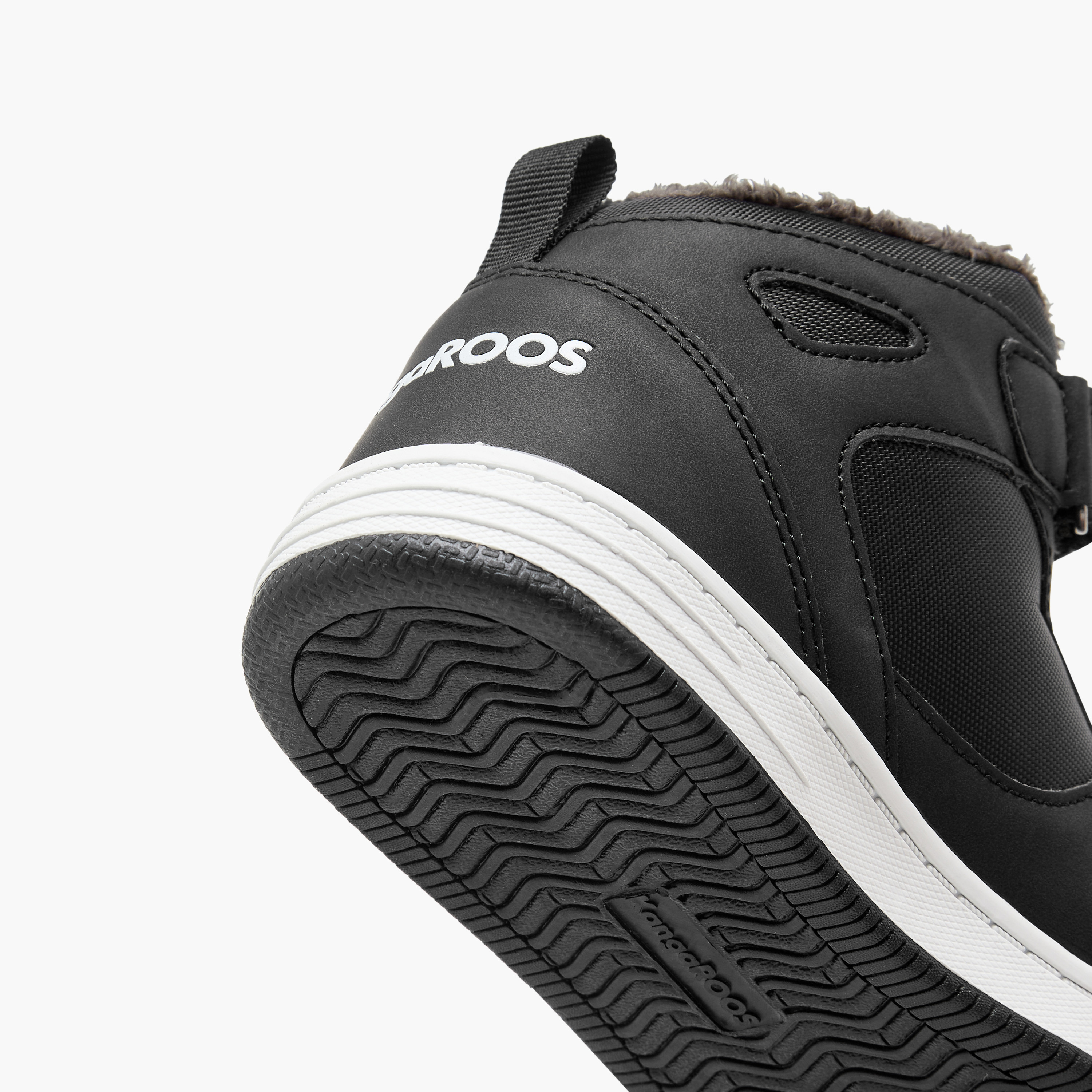 حذاء سنيكرز عالي بشريط إغلاق لاصق للأولاد من كانغاروز-boys-shoes-sneakers-image-10