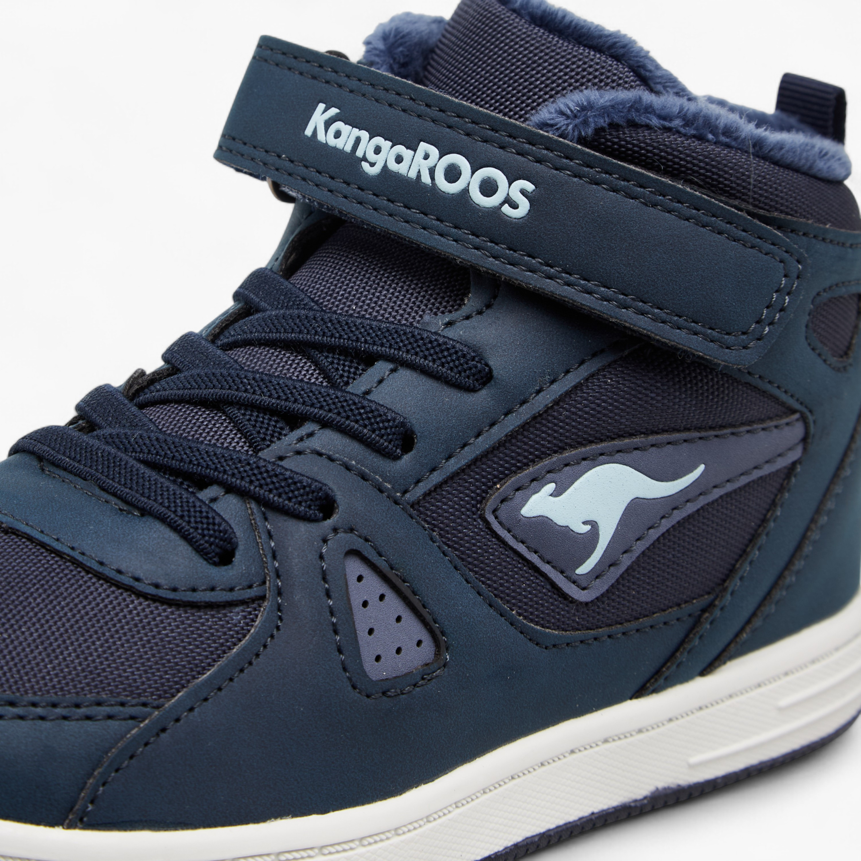 حذاء سنيكرز عالي بشريط إغلاق لاصق للأولاد من كانغاروز-boys-shoes-sneakers-image-4