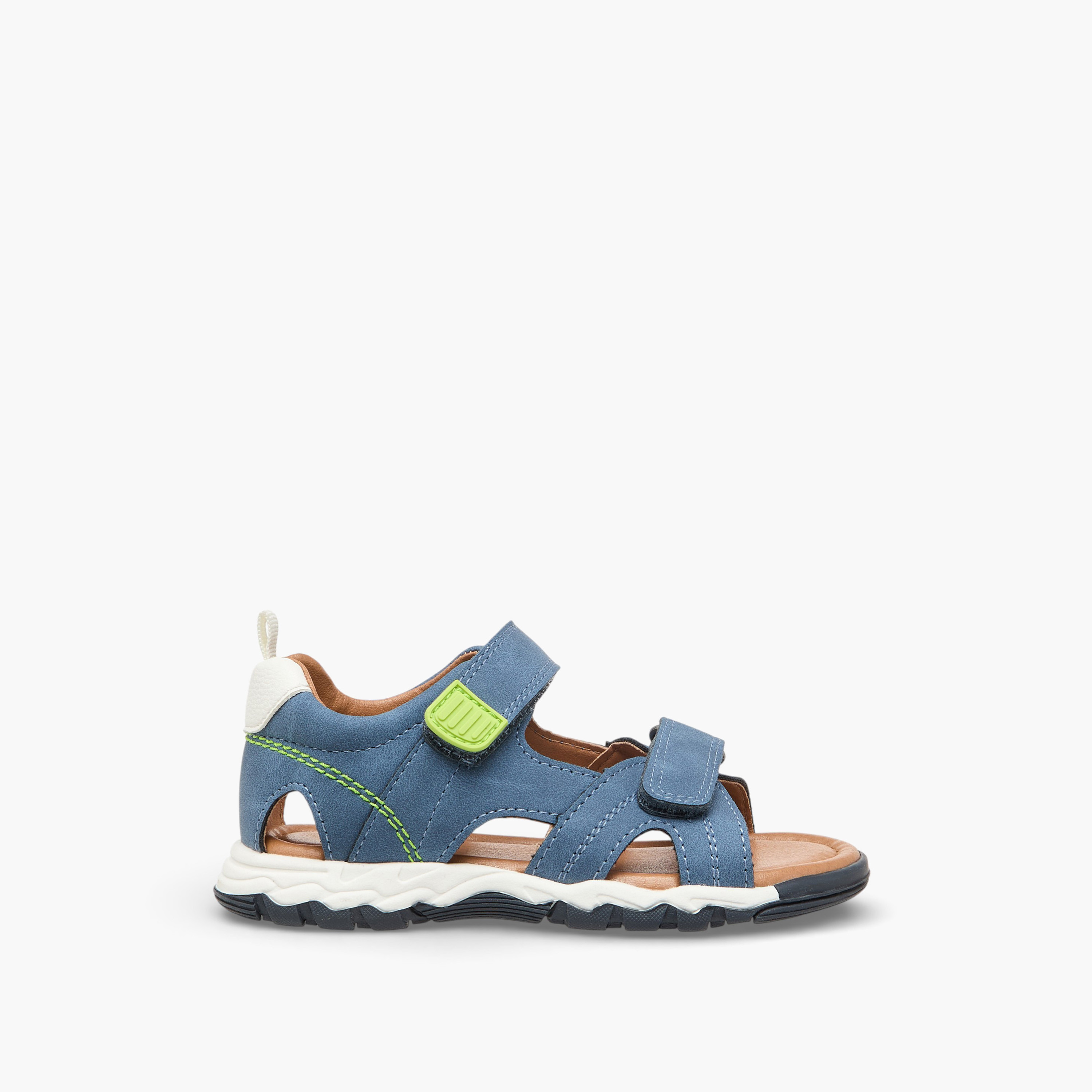 صندل بمقدمة مفتوحة وشريط إغلاق لاصق للأولاد من جونيورز-boys-shoes-sandals-image-2
