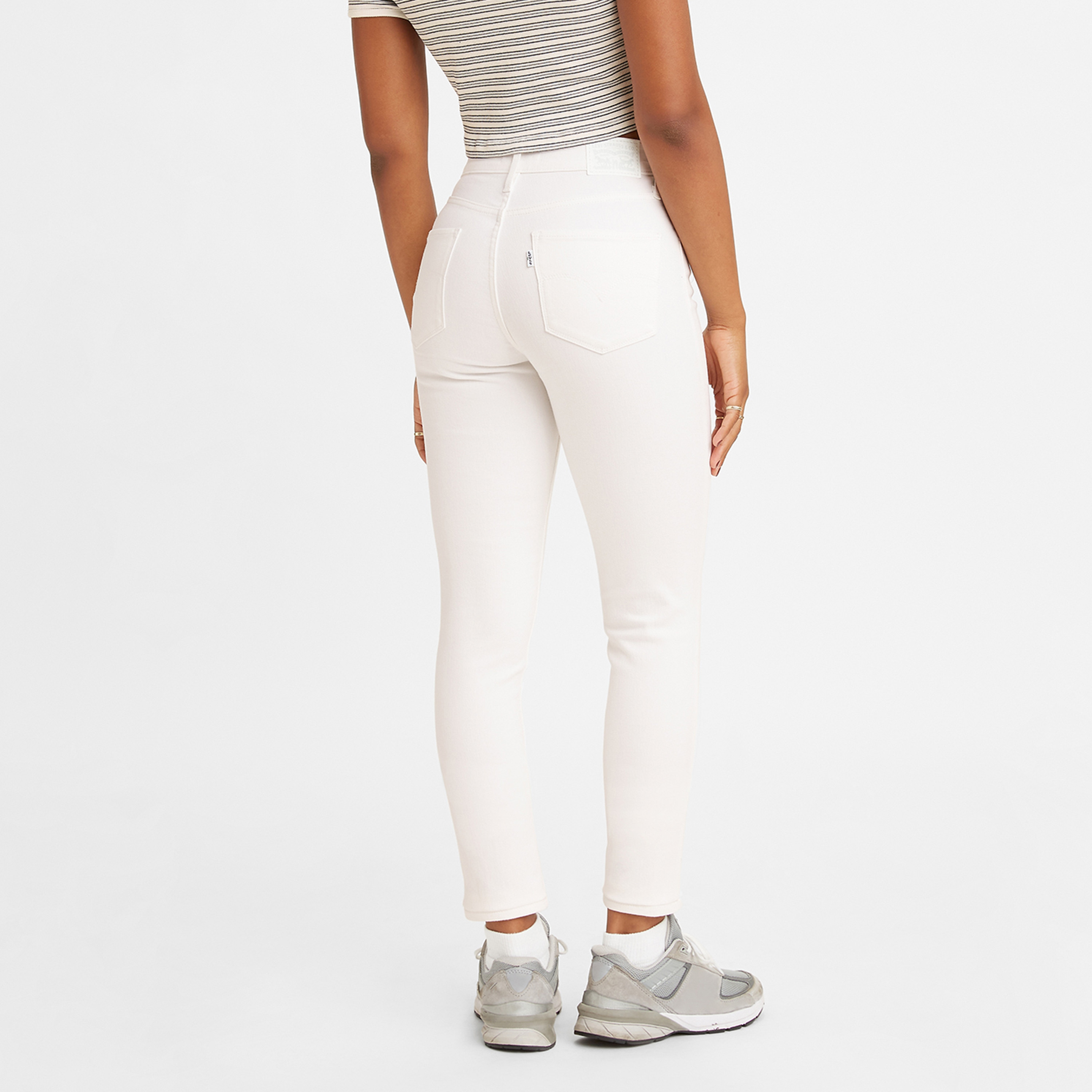  جينز نسائي 721 بقصة ضيقة أبيض بخمسة جيوب من ليفايس-women-clothing-bottoms-jeans-image-3