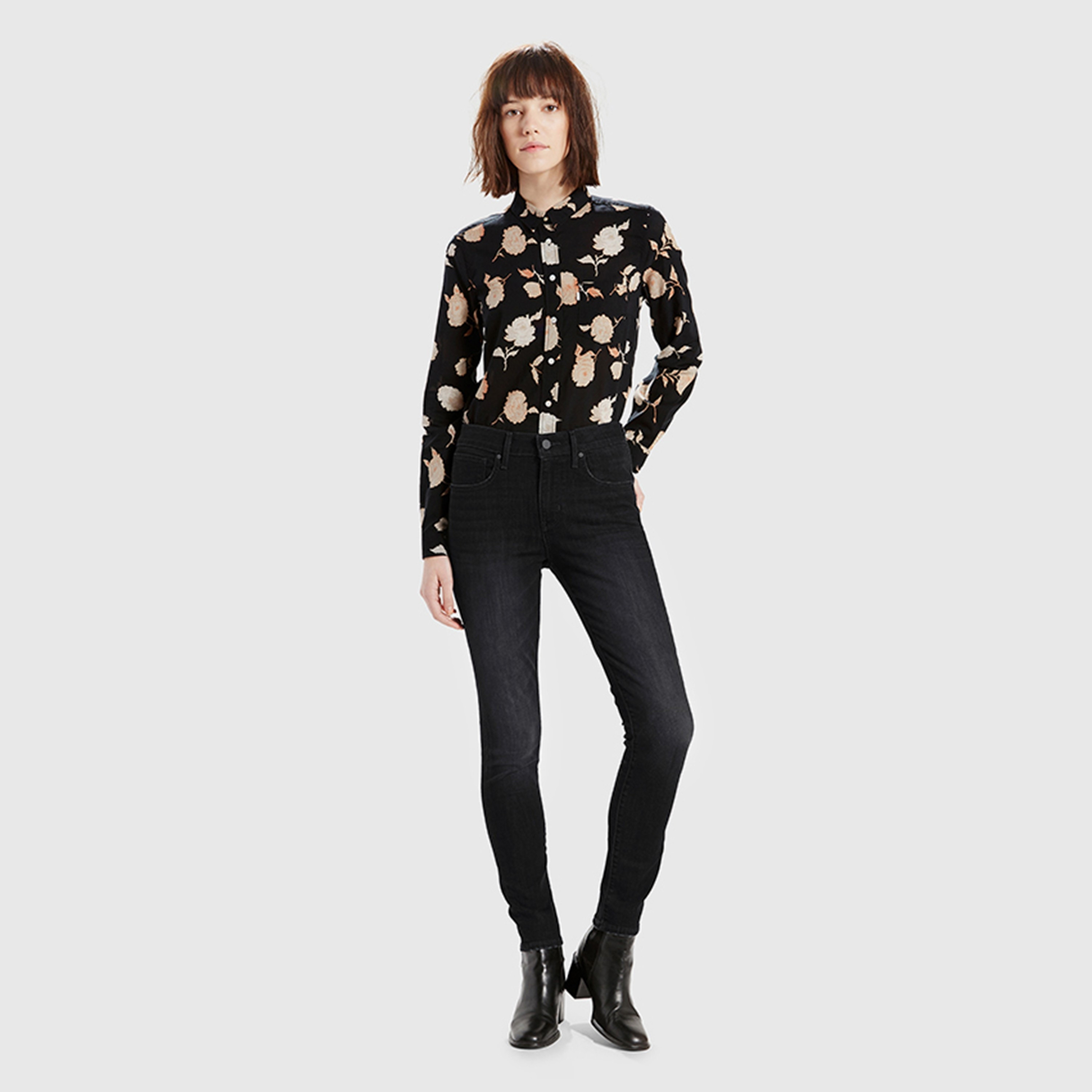  جينز نسائي 721 بقصة ضيقة أسود بخمسة جيوب من ليفايس-women-clothing-bottoms-jeans-image-2