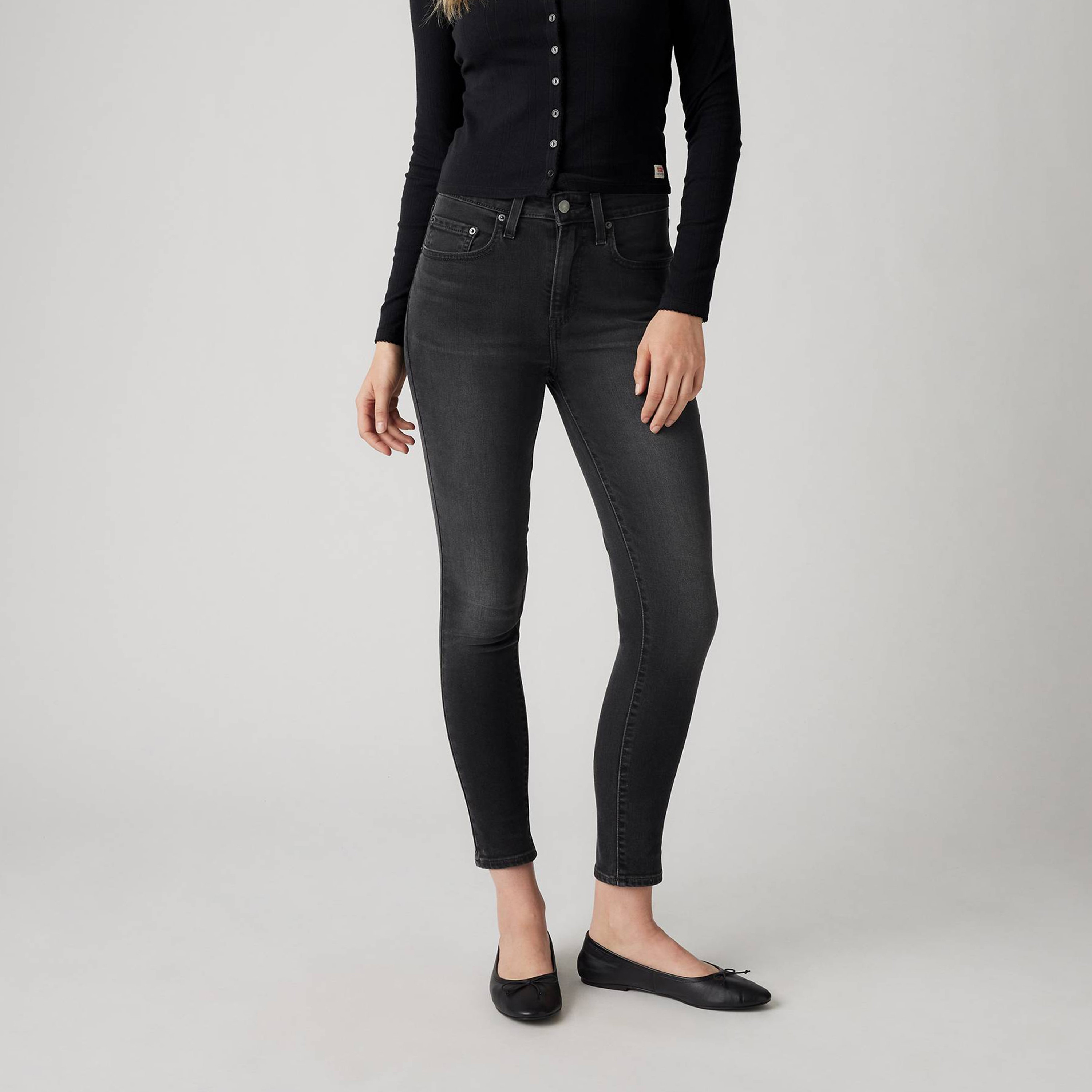  جينز نسائي 721 بقصة ضيقة أسود بخمسة جيوب من ليفايس-women-clothing-bottoms-jeans-image-1