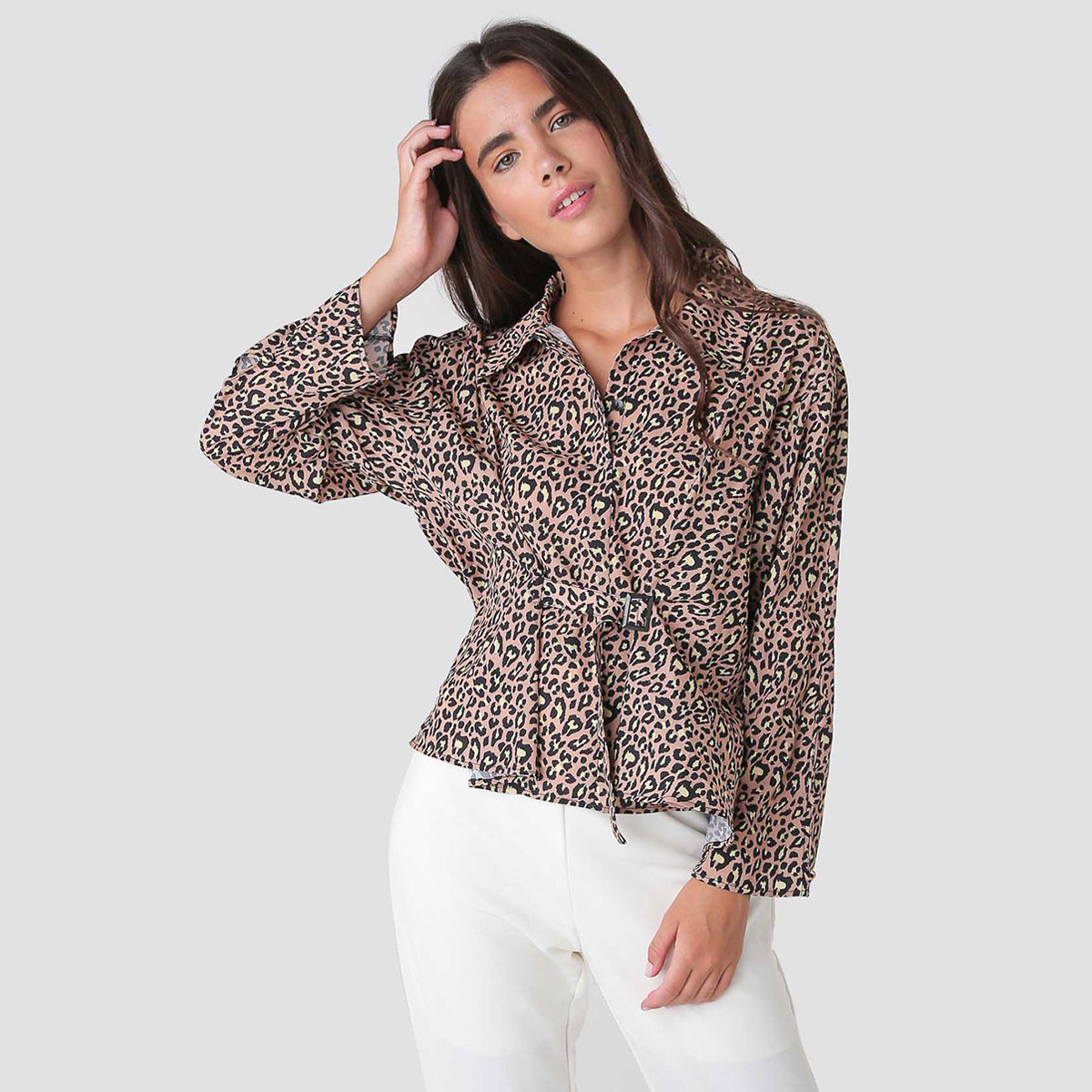 بلوزة بياقة عادية وأكمام طويلة وطبعات حيوانات وكشكش على الخصر من أنوتاه-women-clothing-shirtsandblouses-blouses-image-1