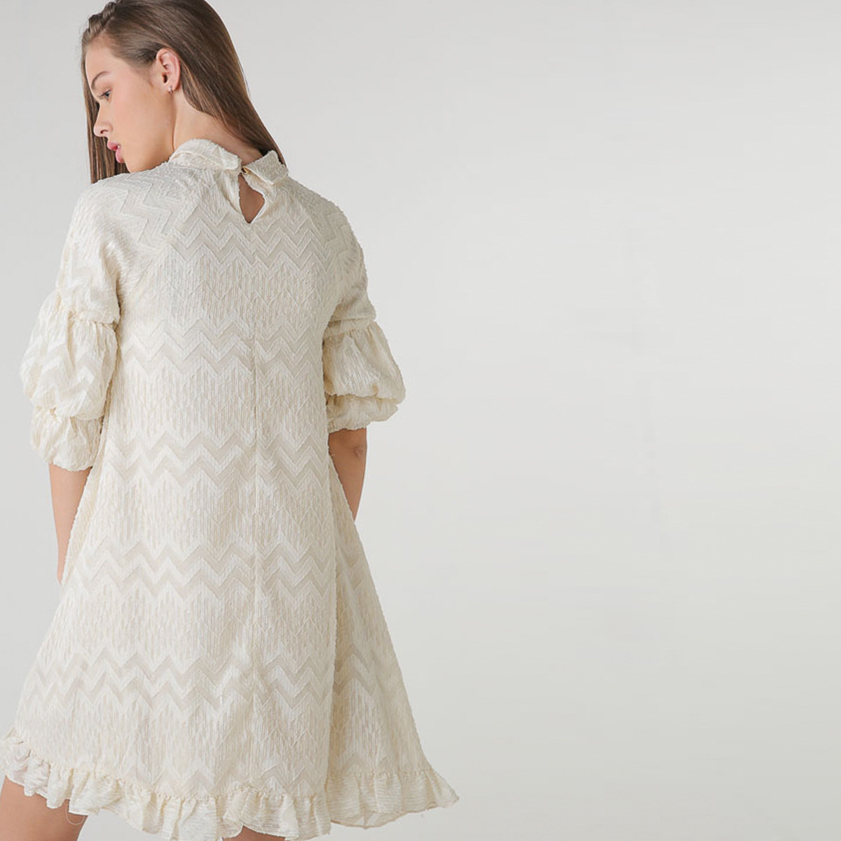 فستان قصير بارز الملمس بأكمام 3/4 بتزيينات من أنوتاه-girls-clothing-dressesandjumpsuits-image-4