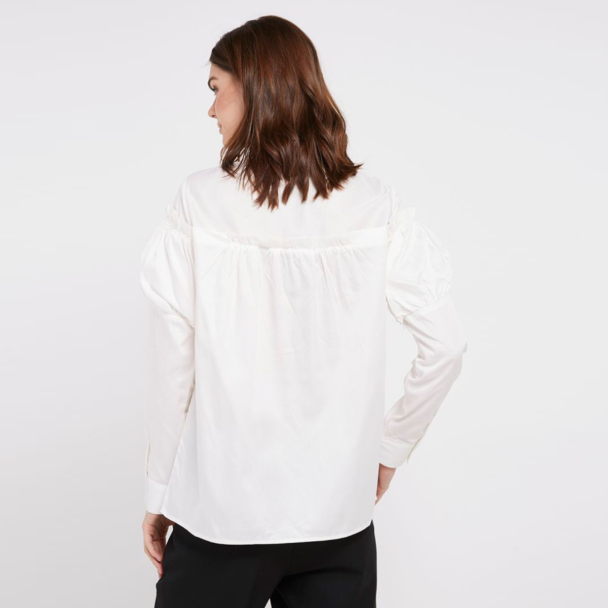قميص بقصّة عادية وأكمام طويلة وكشكش من أنوتاه-women-clothing-shirtsandblouses-blouses-image-2