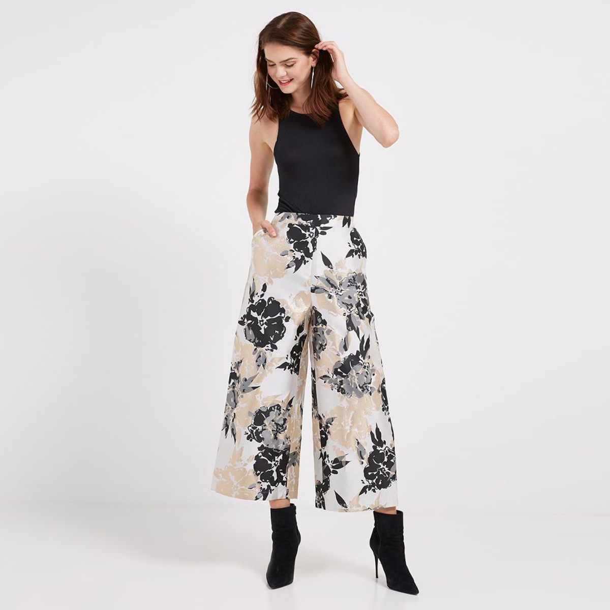 Anotah Floral Print Wide Leg Trousers with Pockets-women-clothing-bottoms-trousers-image-3