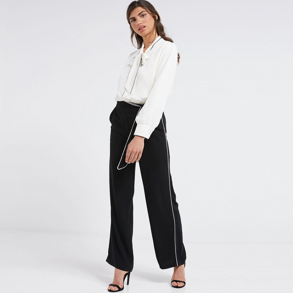 بنطال بالازو برباط من أنوتاه-women-clothing-bottoms-trousers-image-1