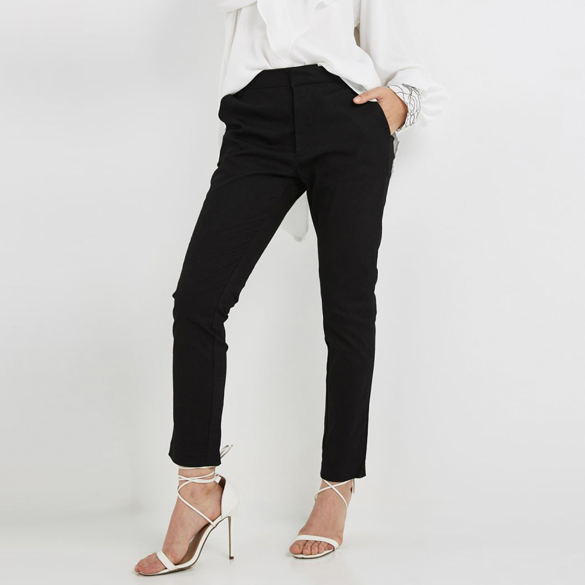 بنطلون سادة بخصر متوسط الارتفاع وجيوب من أنوتاه-women-clothing-bottoms-trousers-image-1