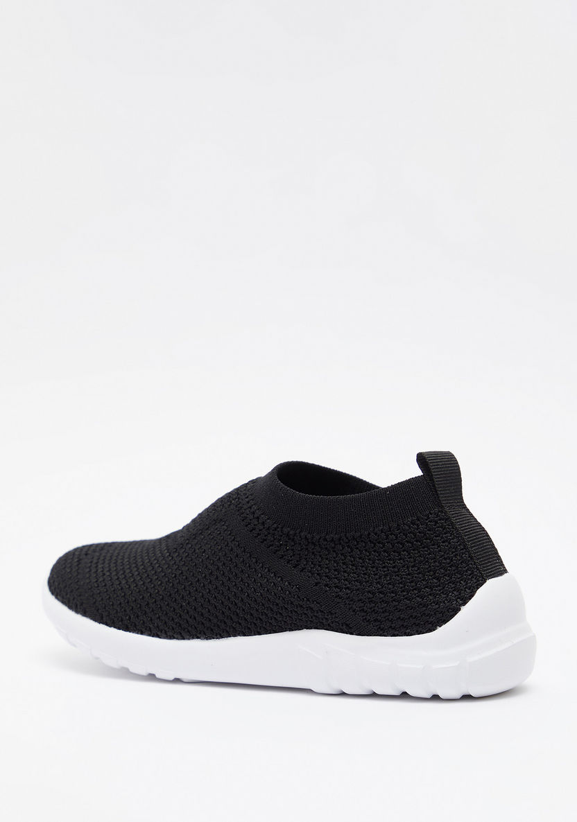 Dash Textured Slip-On Walking Shoes-Boy%27s Sports Shoes-image-2