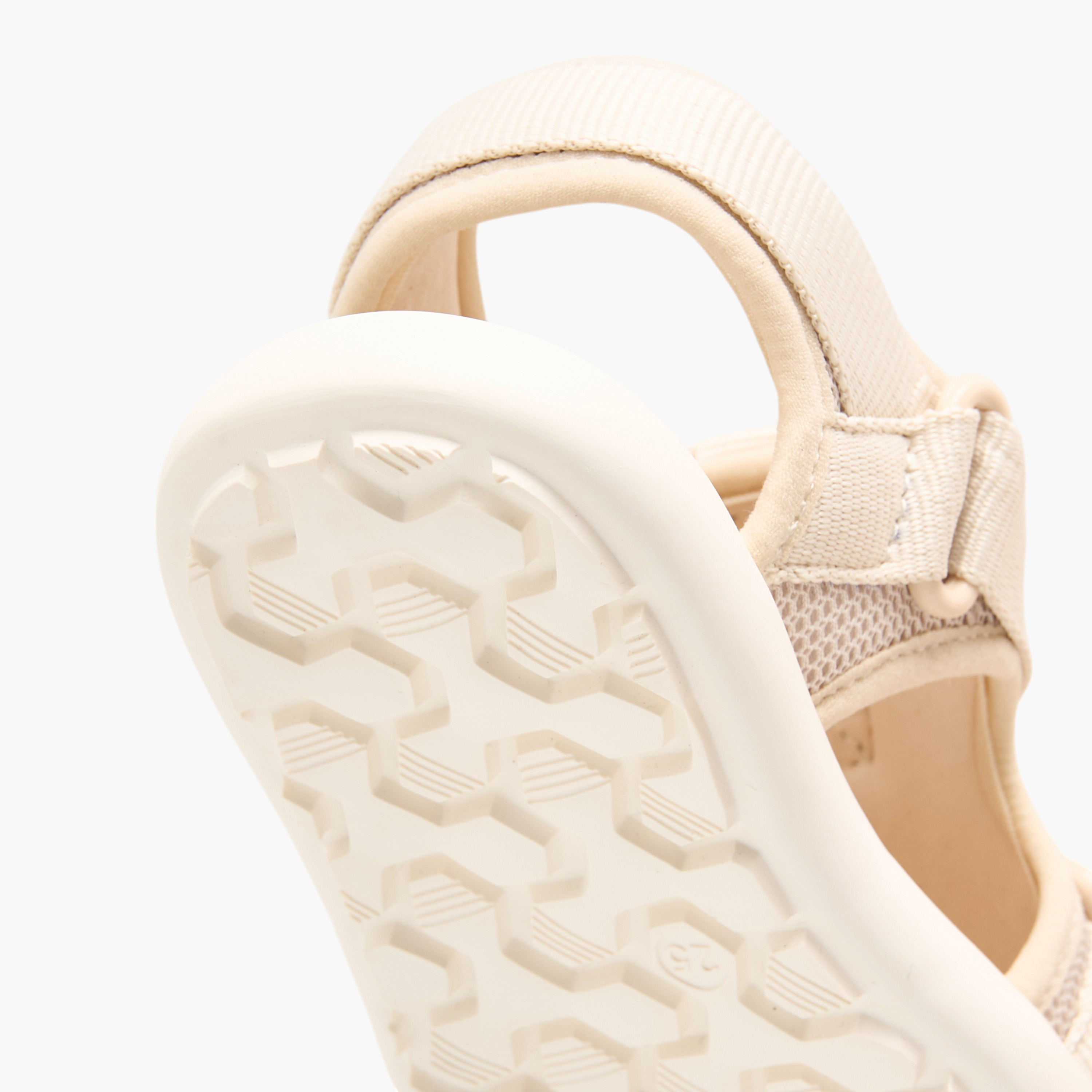 Juniors Textured Floaters with Hook and Loop Closure-boys-shoes-sandals-image-6
