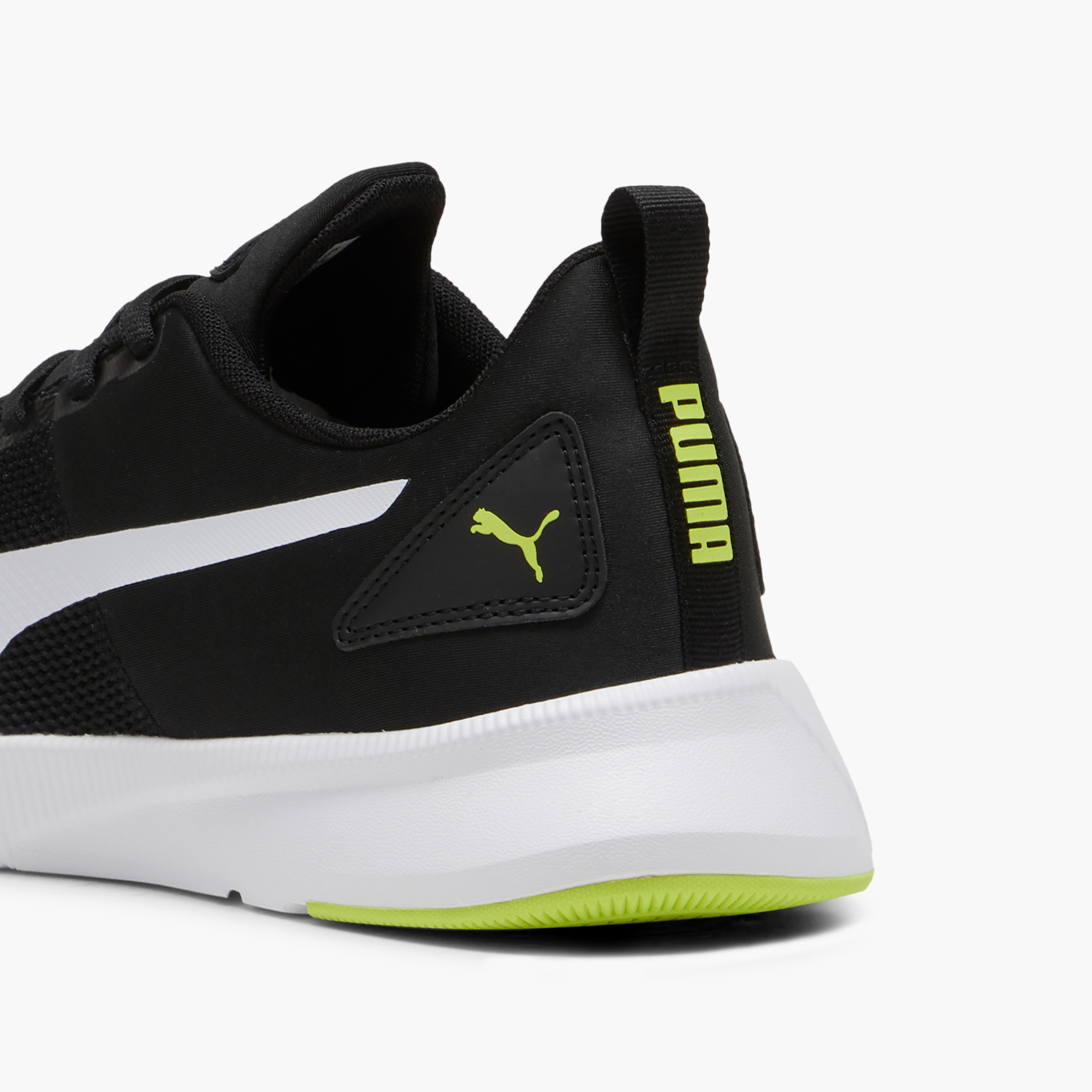 Puma FLYER RUNNER  Running Shoes 19225754 |OE-sports-men-shoes-image-5