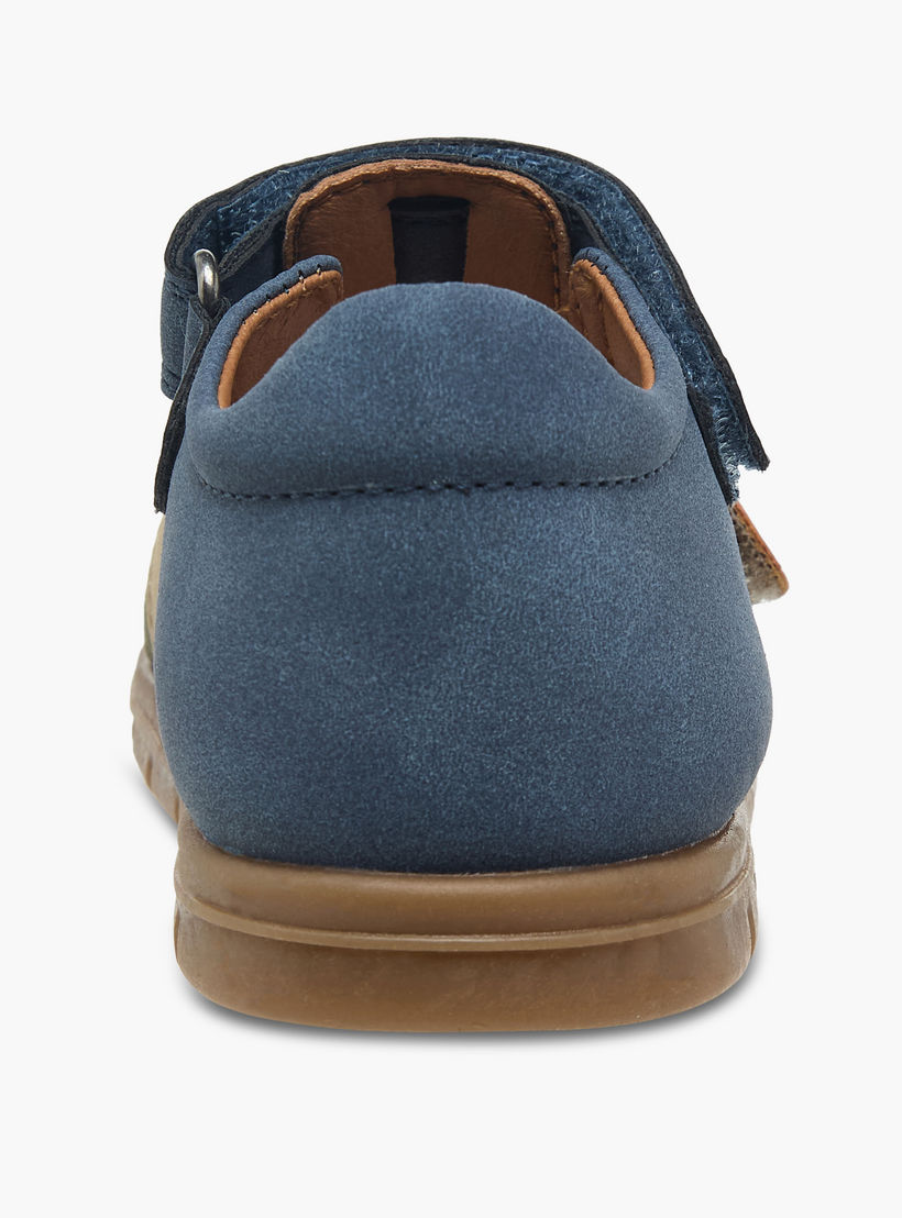 صندل بشريط إغلاق لاصق للأولاد من جونيورز-boys-shoes-sandals-image-4