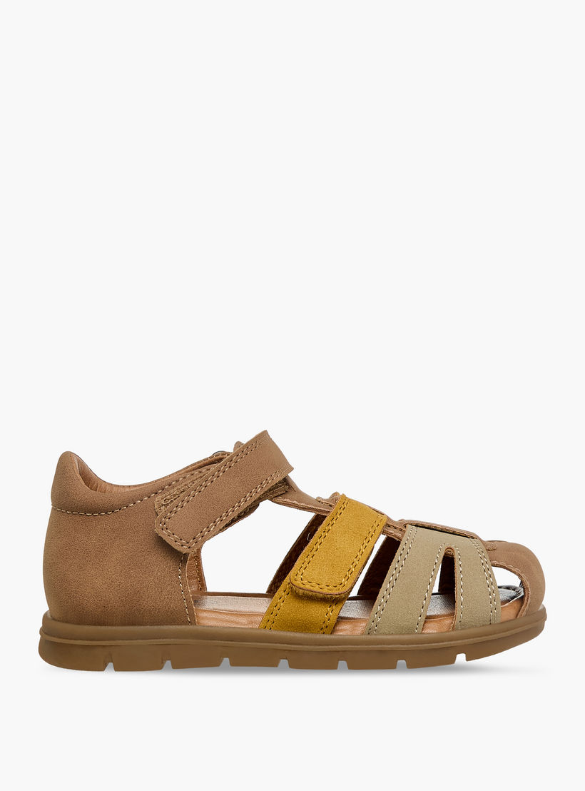 صندل بشريط إغلاق لاصق للأولاد من جونيورز-boys-shoes-sandals-image-2