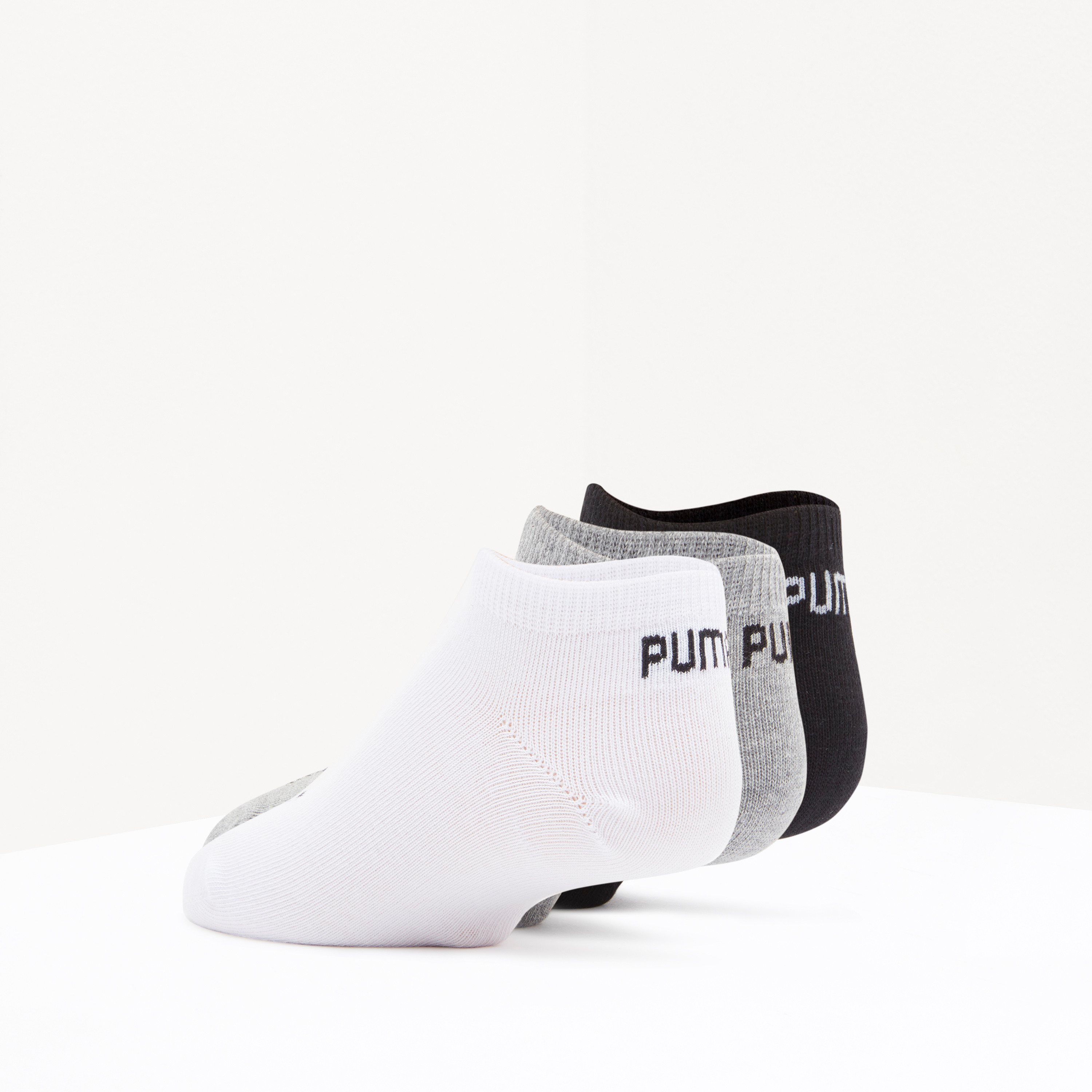 Puma store sports socks