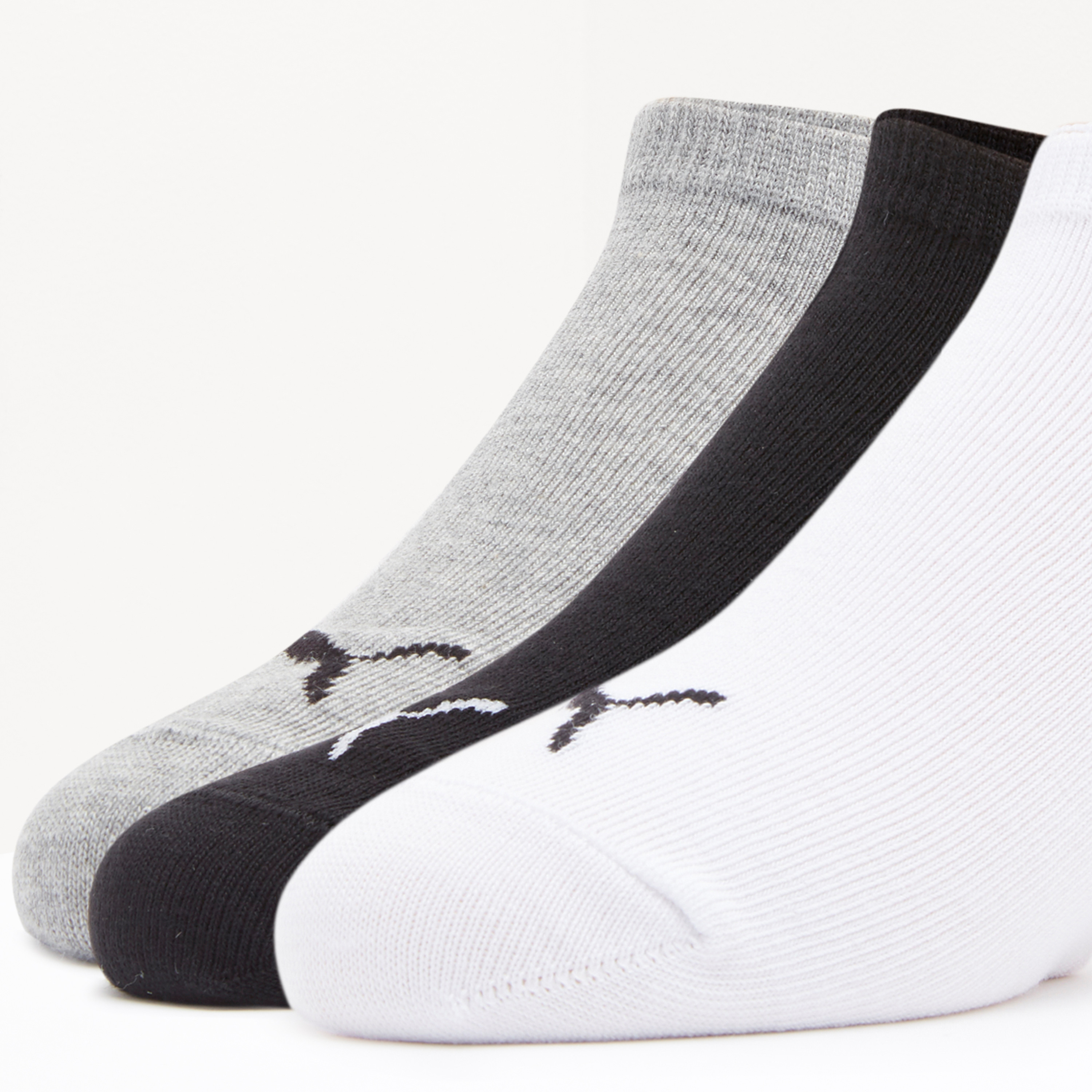 Puma store sports socks