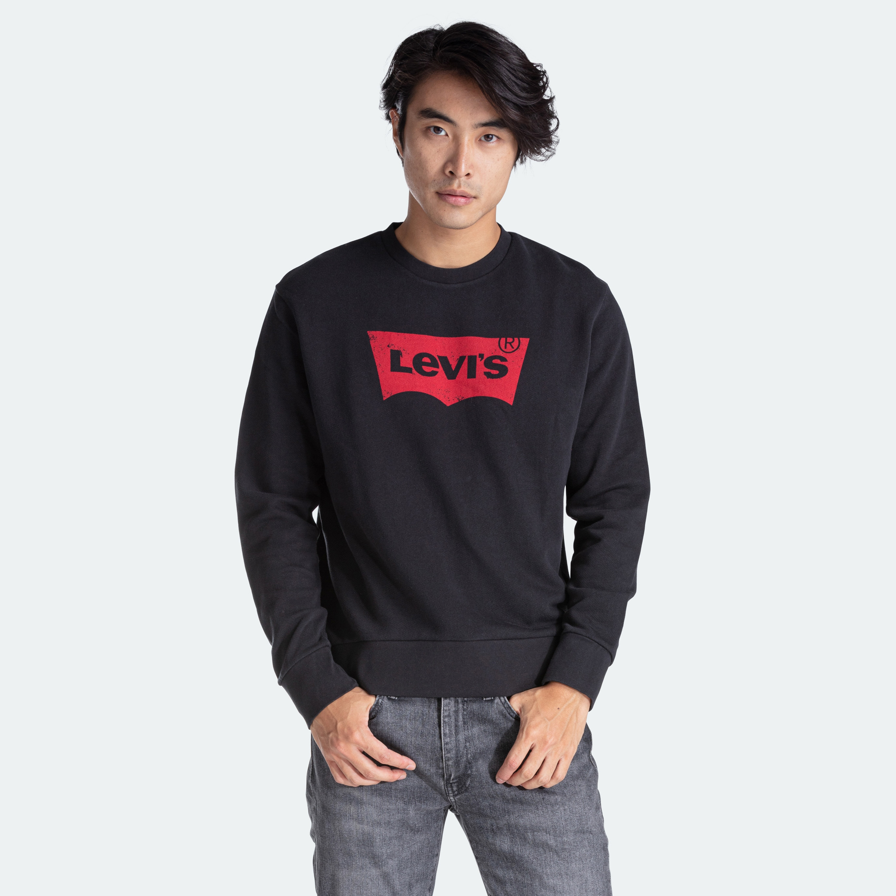 سويت شيرت من ليفايز بأكمام طويلة وياقة مستديرة لوجو-men-winterwear-hoodiesandsweatshirts-image-1