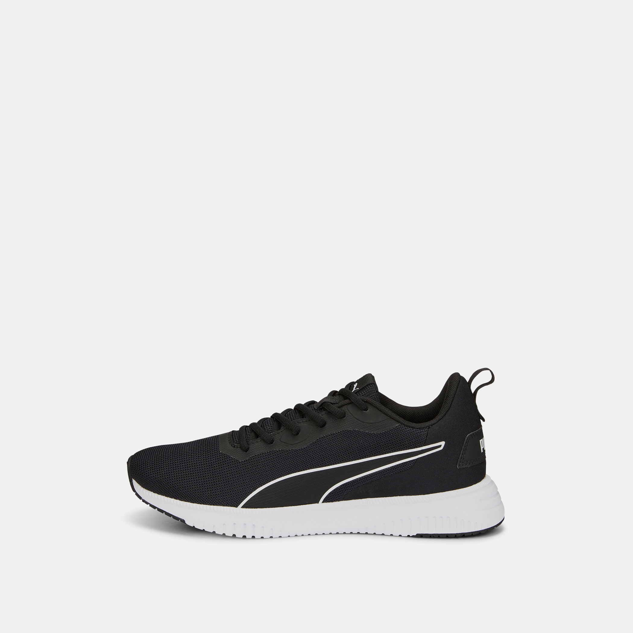 Puma textured low top lace up running sales shoes