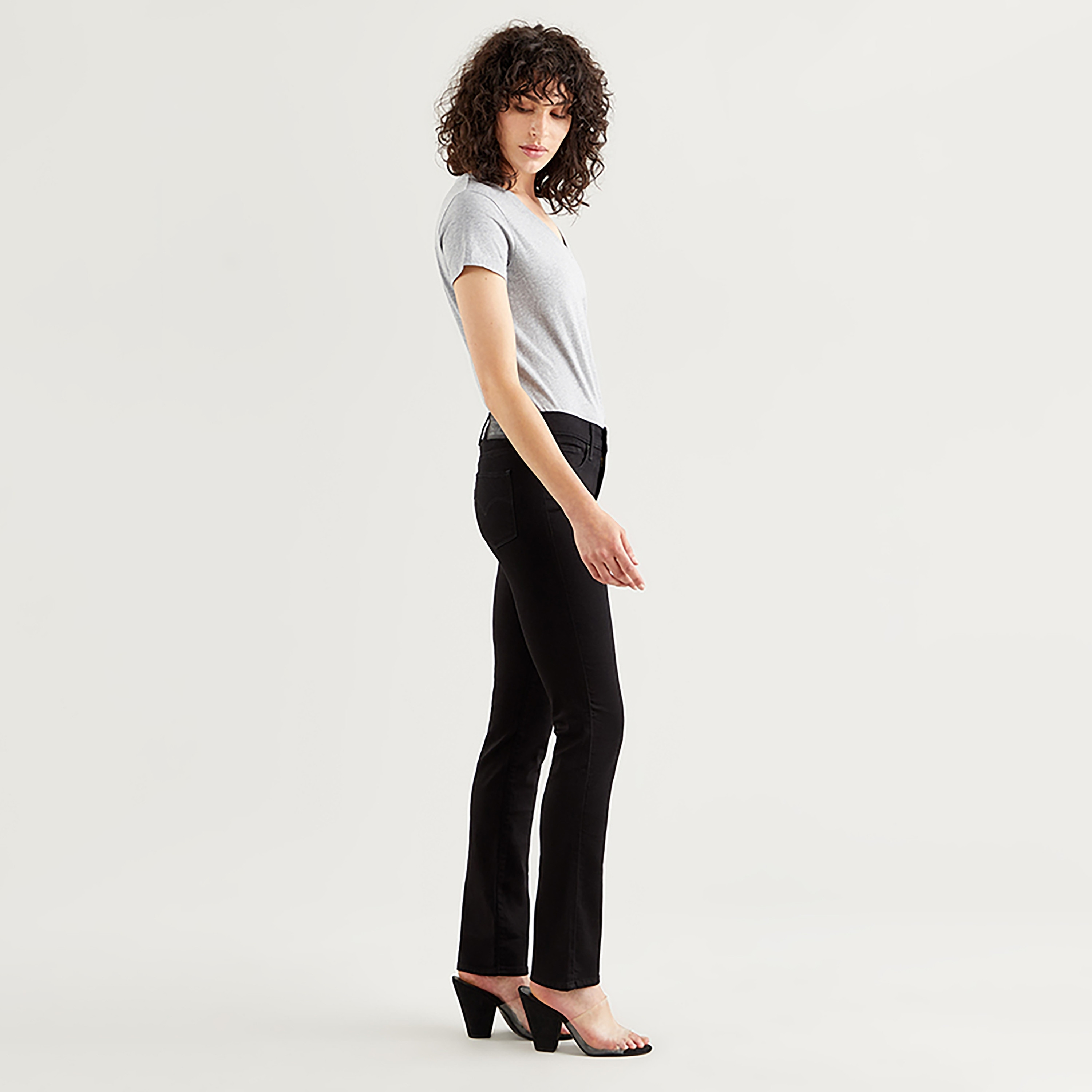 بنطال جينز نسائي أسود سادة مقاس 312 من Levi's-women-clothing-bottoms-jeans-image-5