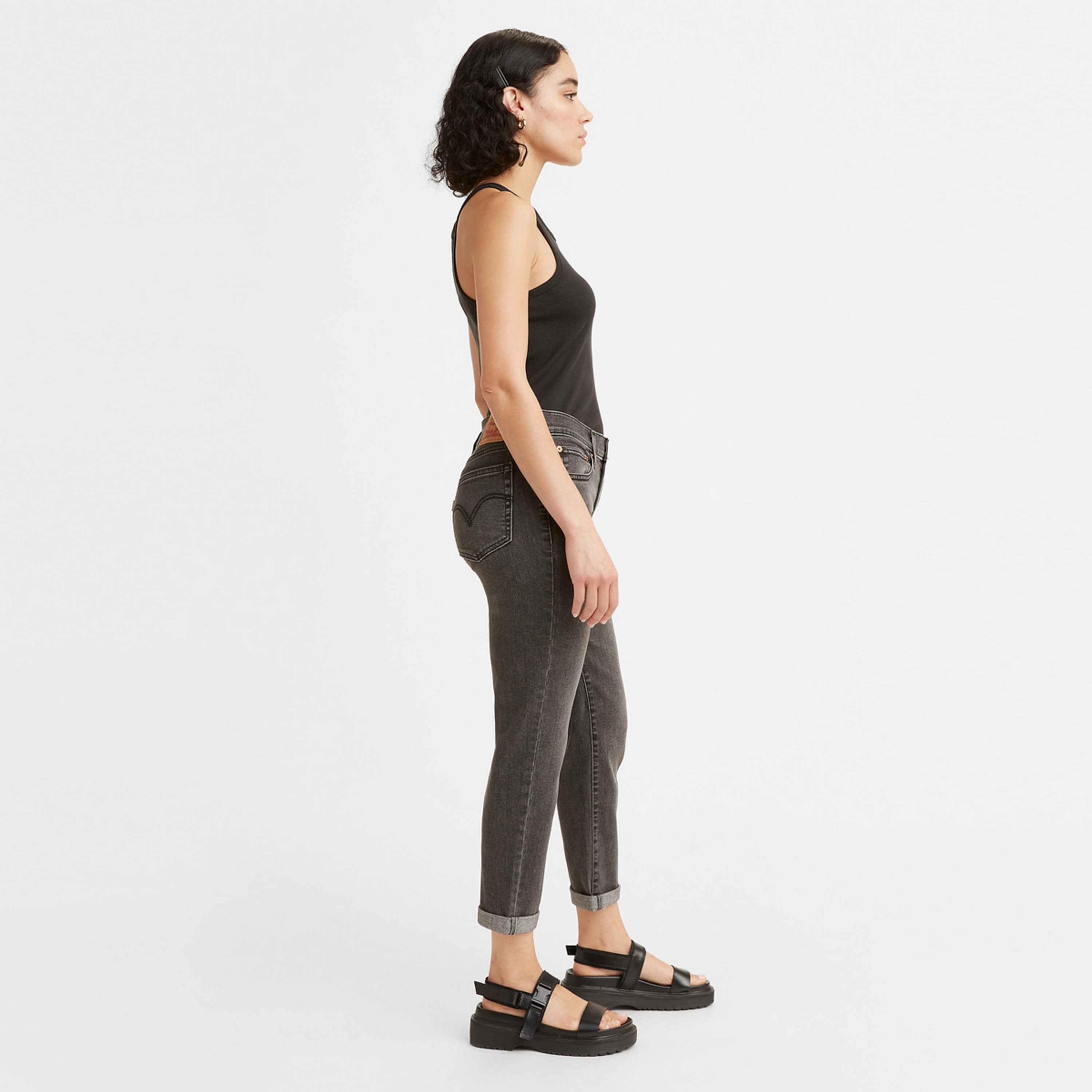 بنطال جينز من ليفايز ذو بوي فريند فت وجيب متوسط الارتفاع-women-clothing-bottoms-jeans-image-2