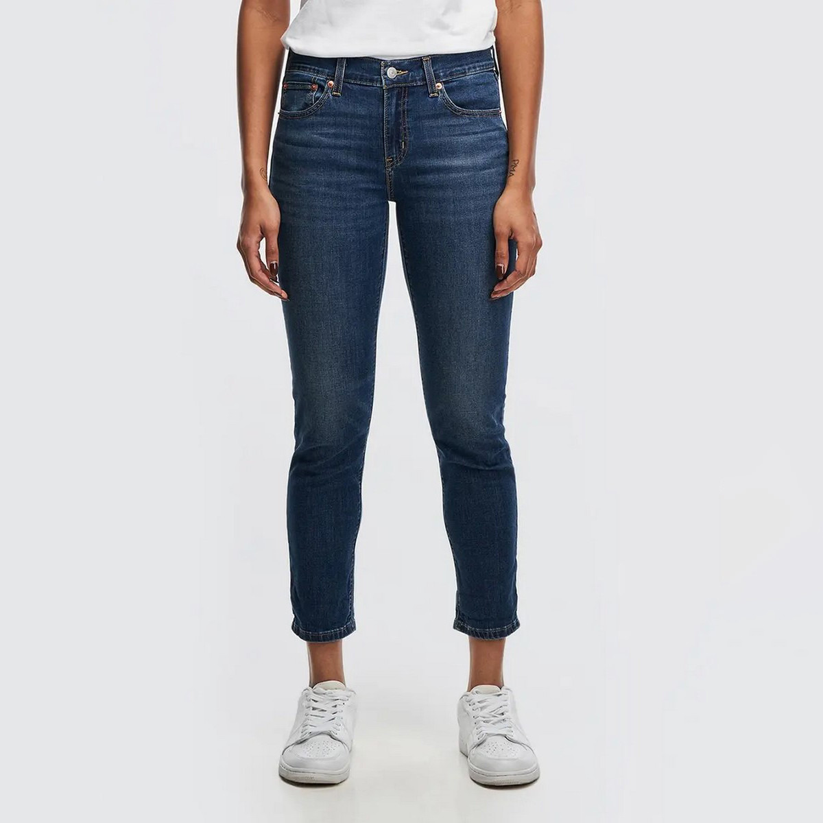 جينز بوايفريند نسائي متوسط ​​الارتفاع من ليفايز-women-clothing-bottoms-jeans-image-1