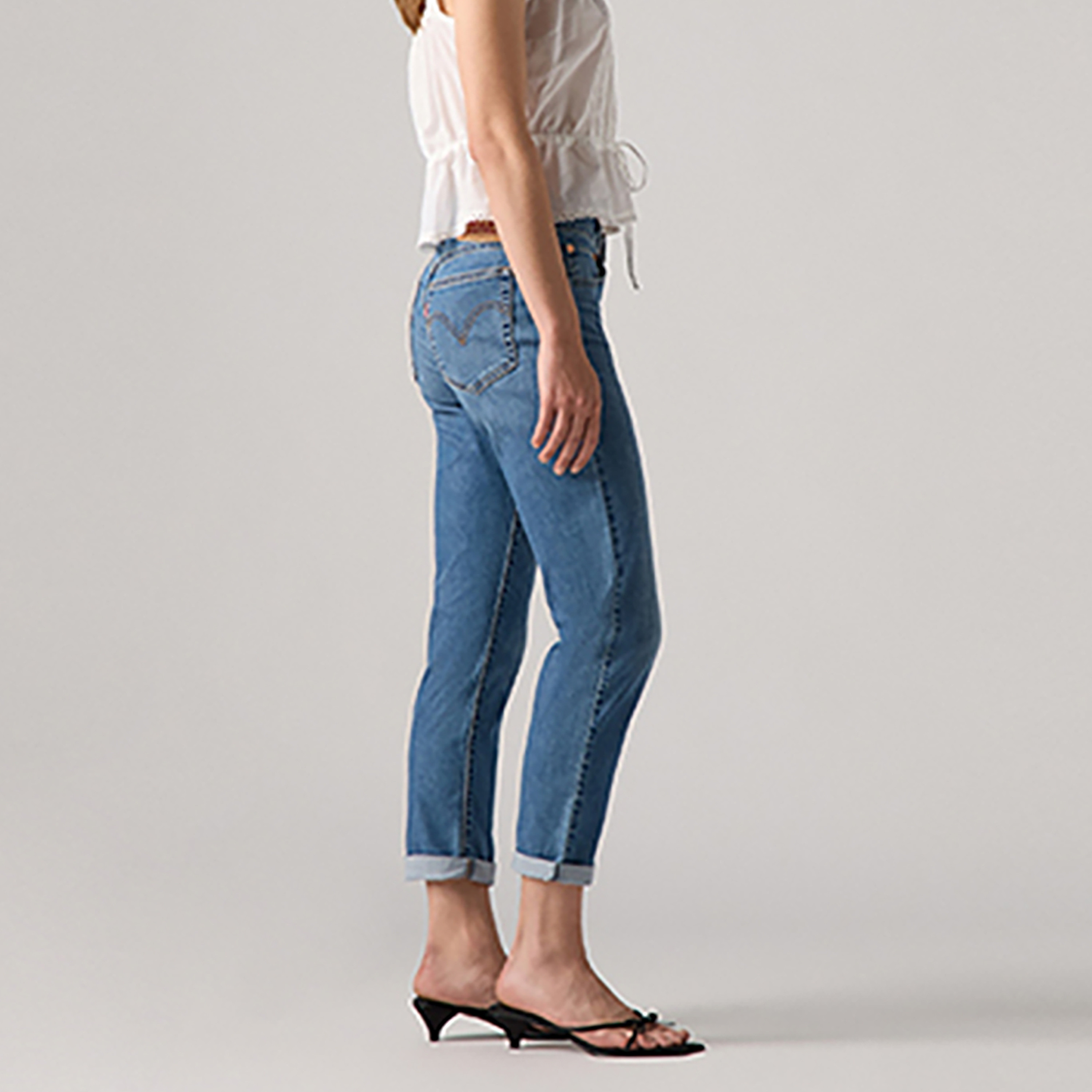 Levi's Boyfriend Fit Blue 5-Pockets Women's Jeans Inseam 30-women-clothing-bottoms-jeans-image-3