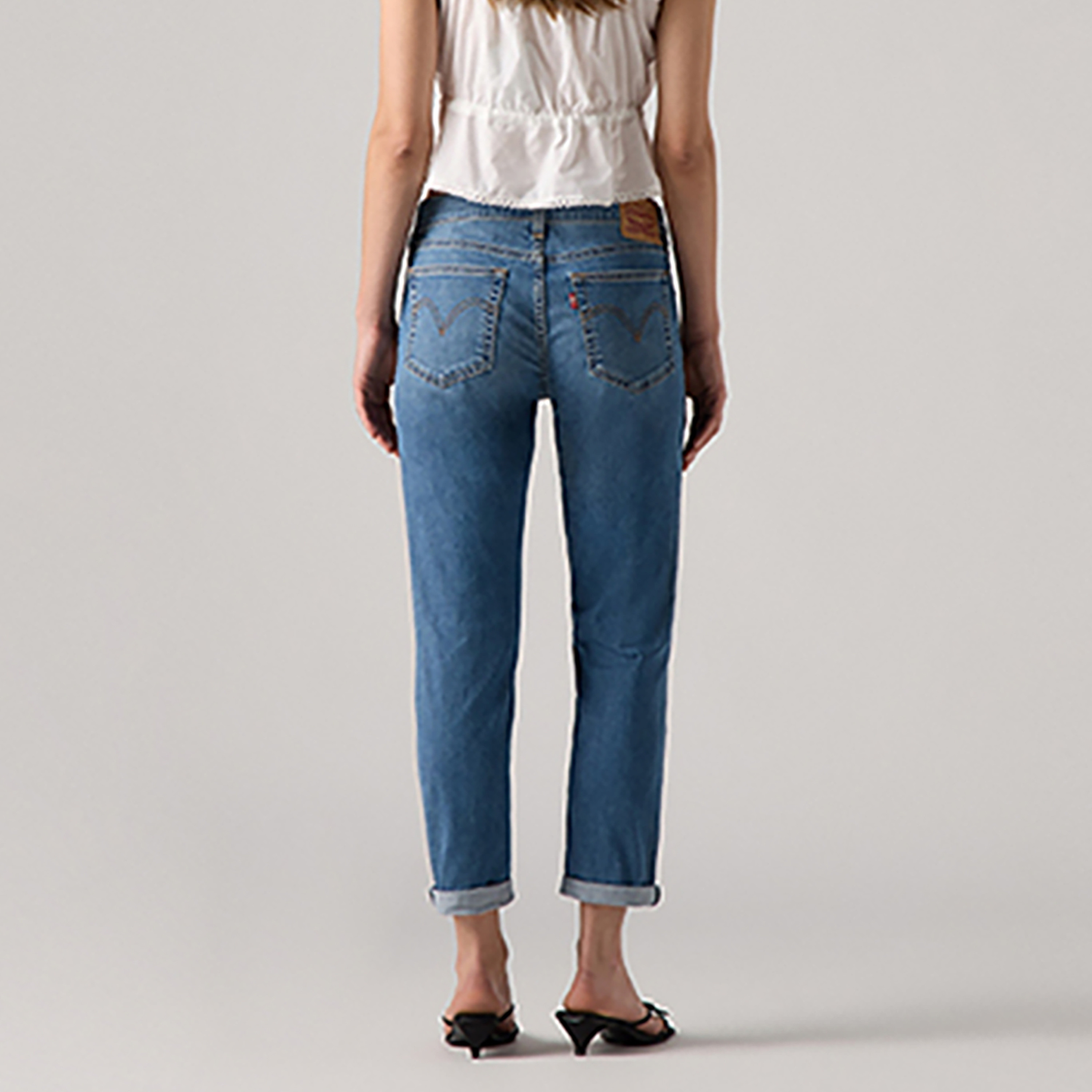 ليفي صديقه يتناسب مع جينز نسائي بوزن 5 جيوب بوزن أزرق 30-women-clothing-bottoms-jeans-image-4