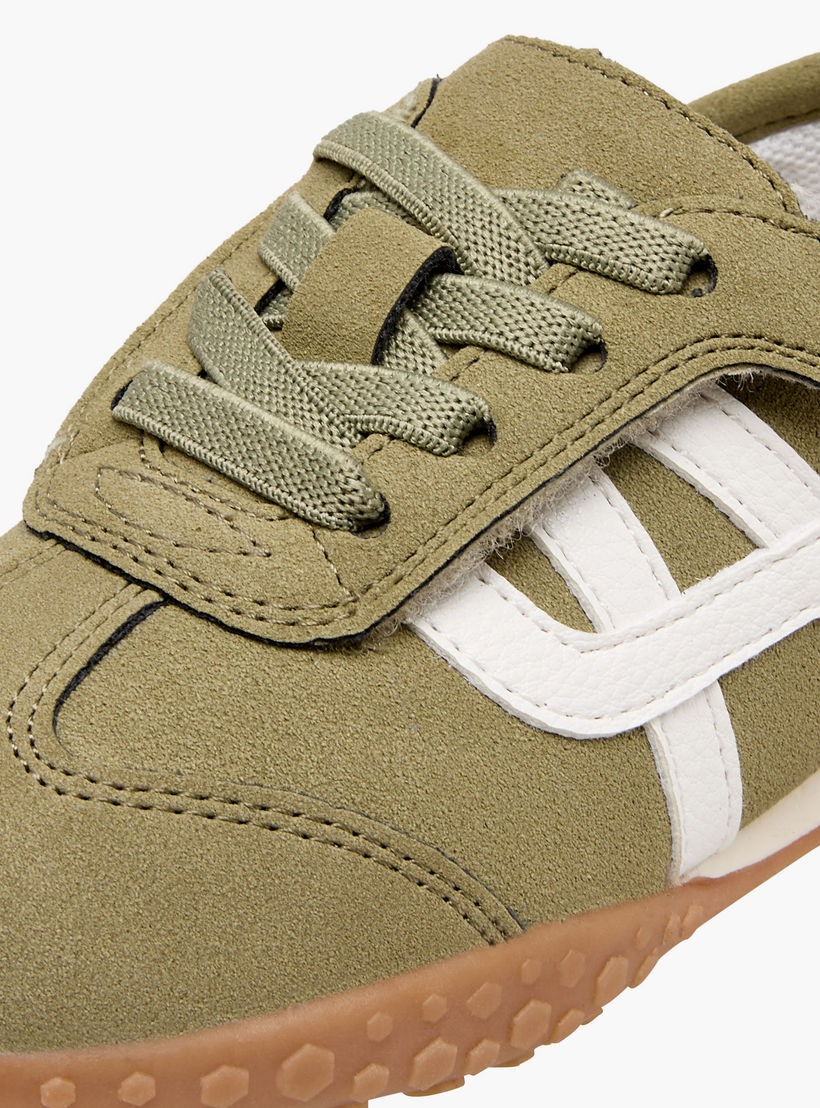 حذاء سنيكرز للأولاد من جونيورز-boys-shoes-sneakers-image-4