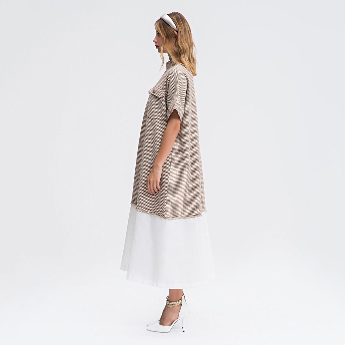 فستان ميدي إيه لاين بارز الملمس بياقة عالية وأكمام قصيرة من أنوتاه-women-clothing-dresses-image-2