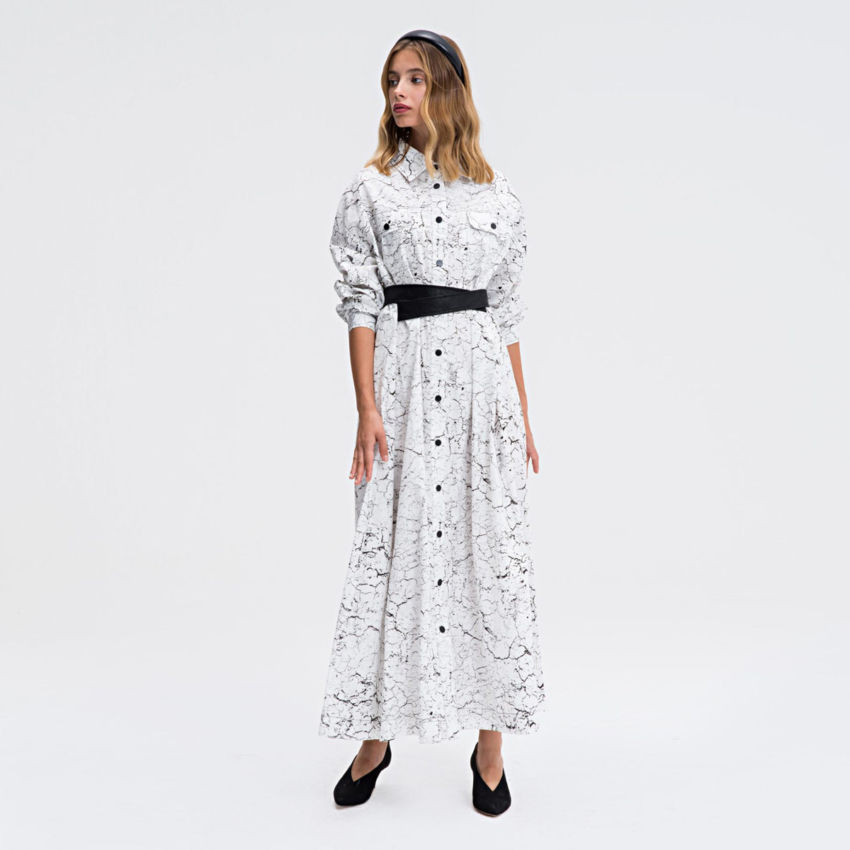 فستان قميص طويل بأكمام طويلة وجيوب وطبعات من أنوتاه-women-clothing-dresses-image-1