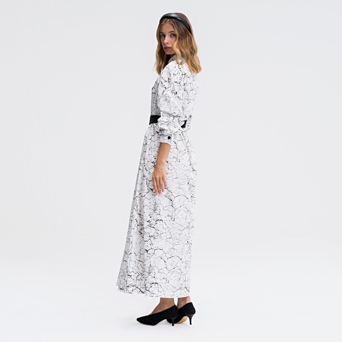 فستان قميص طويل بأكمام طويلة وجيوب وطبعات من أنوتاه-women-clothing-dresses-image-2