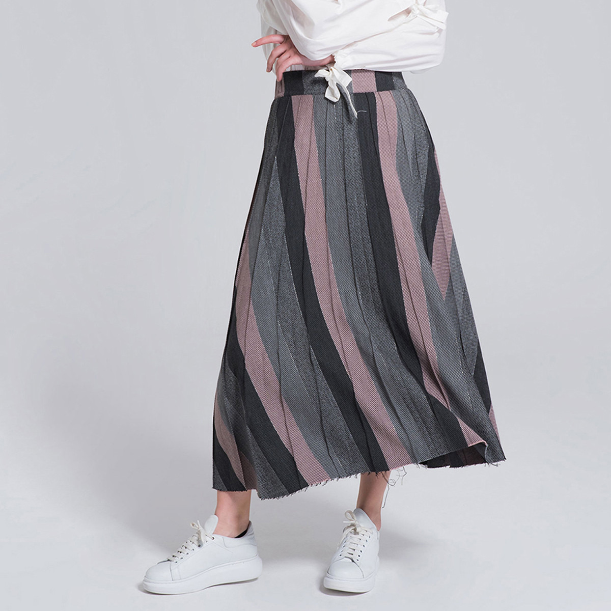 تنورة طويلة إيه لاين مخططة وبثنايا من إليجانزا-women-clothing-bottoms-skirts-image-1