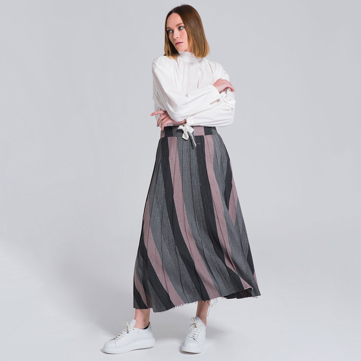 تنورة طويلة إيه لاين مخططة وبثنايا من إليجانزا-women-clothing-bottoms-skirts-image-3