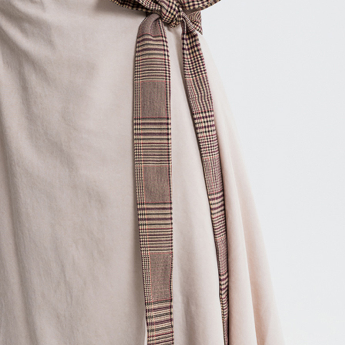 تونيك ساده ملفوف بياقة V وأكمام طويلة من أنوتاه-women-clothing-shirtsandblouses-blouses-image-2