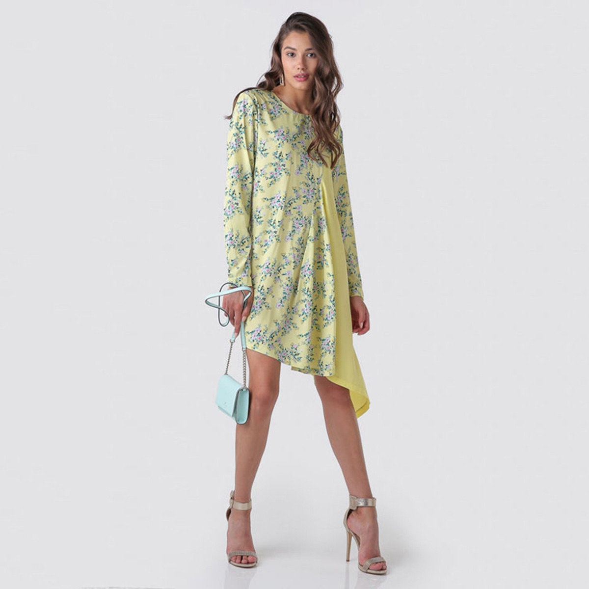 تونك طويل بطبعات زهور بأطراف غير متساوية وياقة مستديرة من أنوتا-women-clothing-shirtsandblouses-blouses-image-5
