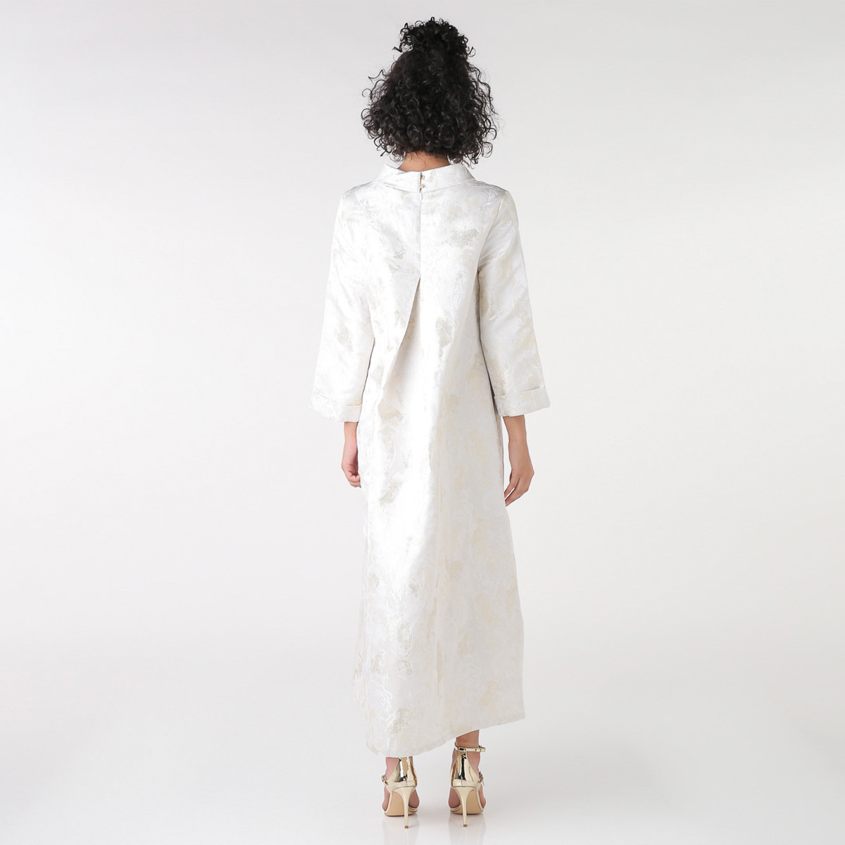 فستان طويل بياقة عالية وأكمام طويلة من أنوتاه-women-clothing-dresses-image-3