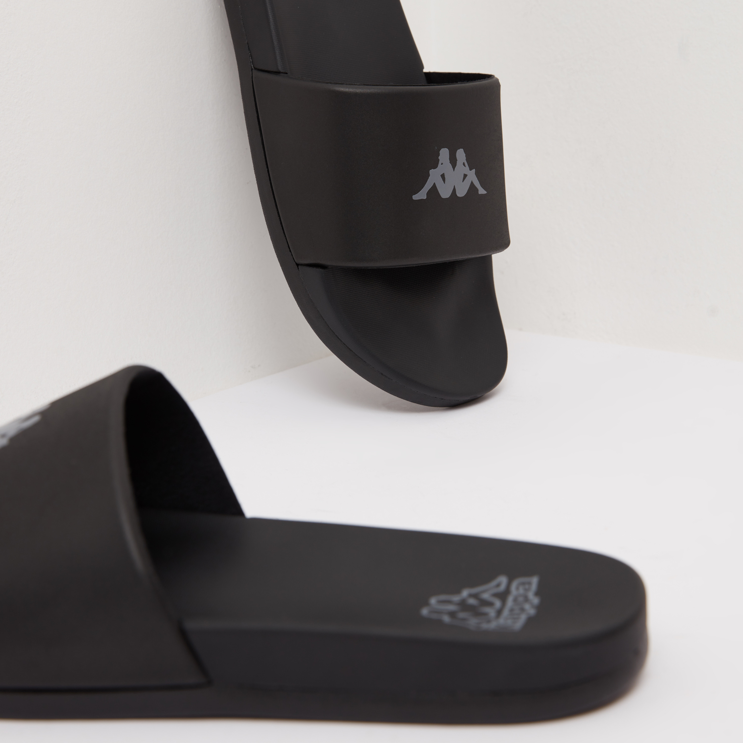 شبشب خفيف من كابا-women-shoes-flipflopsandslides-image-5