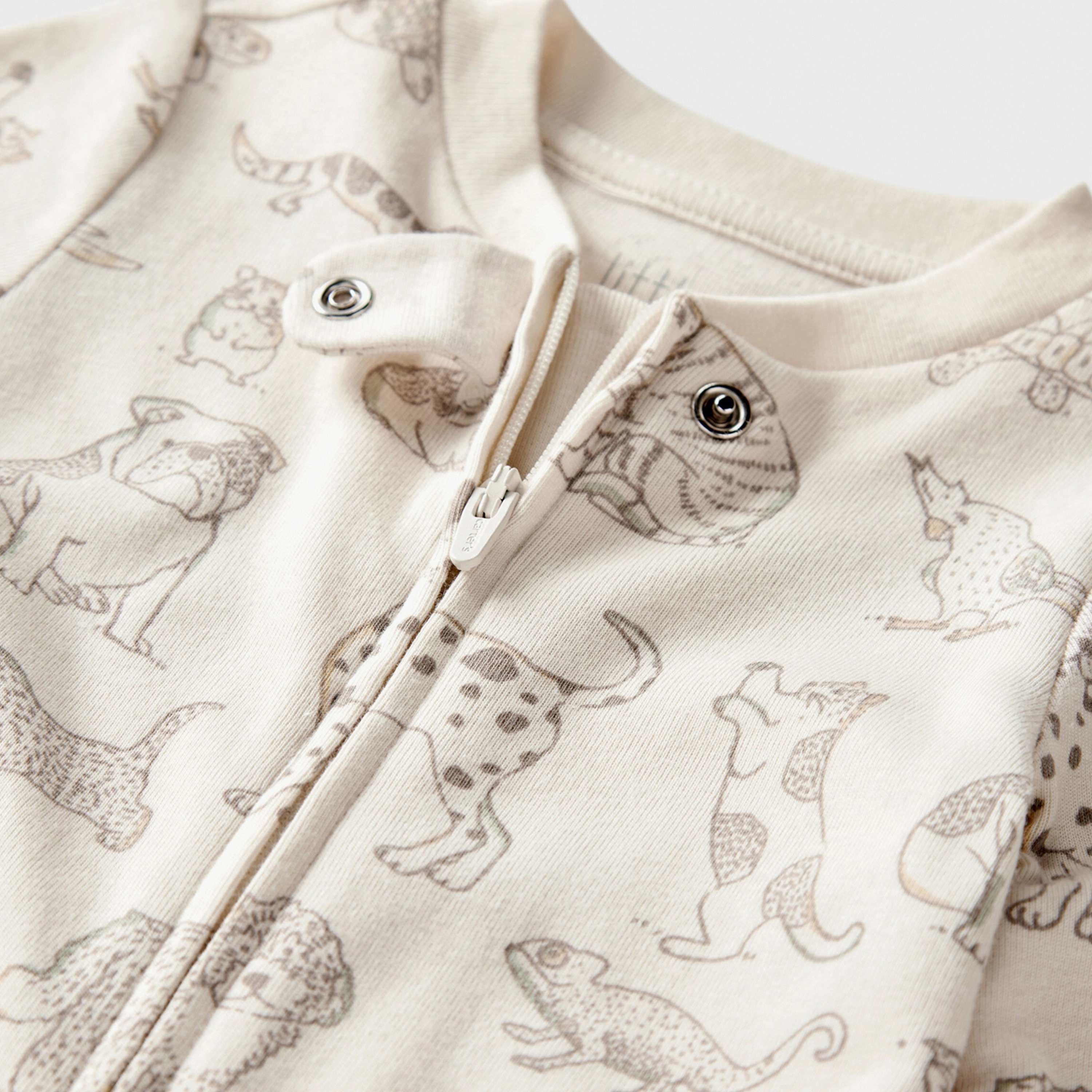 بدلة نوم مطبوعة بأكمام طويلة من كارترز-baby-boys-clothing-nightwear-sleepsuits-image-3