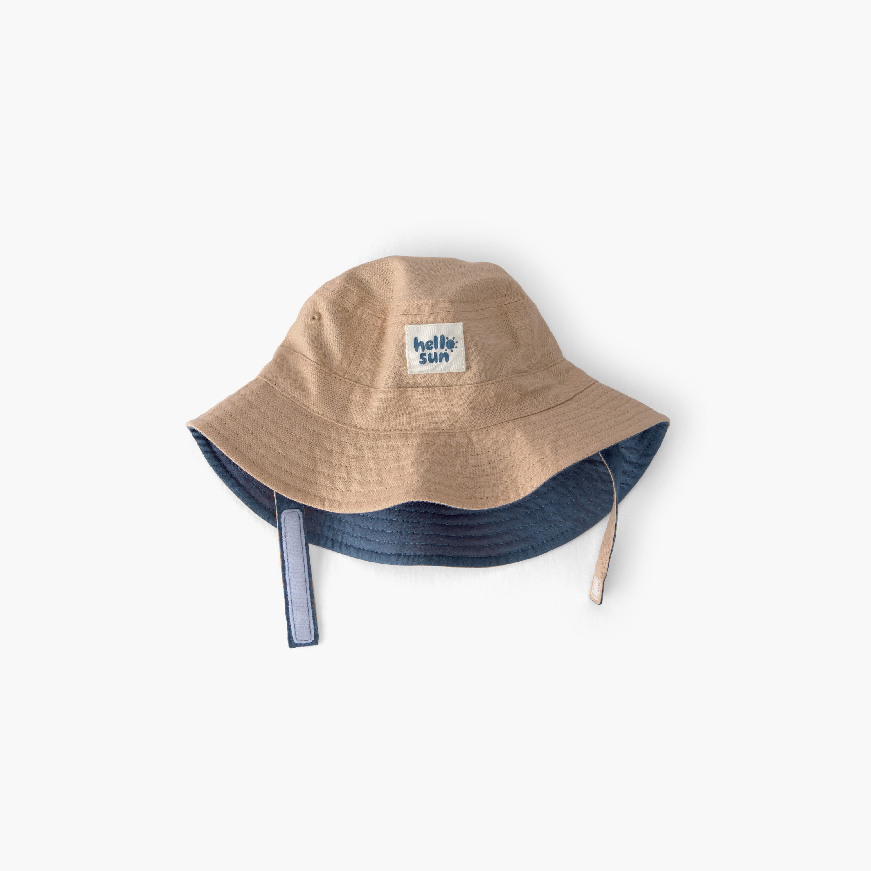 قبعة "باكيت" سادة قابلة للارتداء على الوجهين من كارترز-baby-boys-accessories-caps-image-2