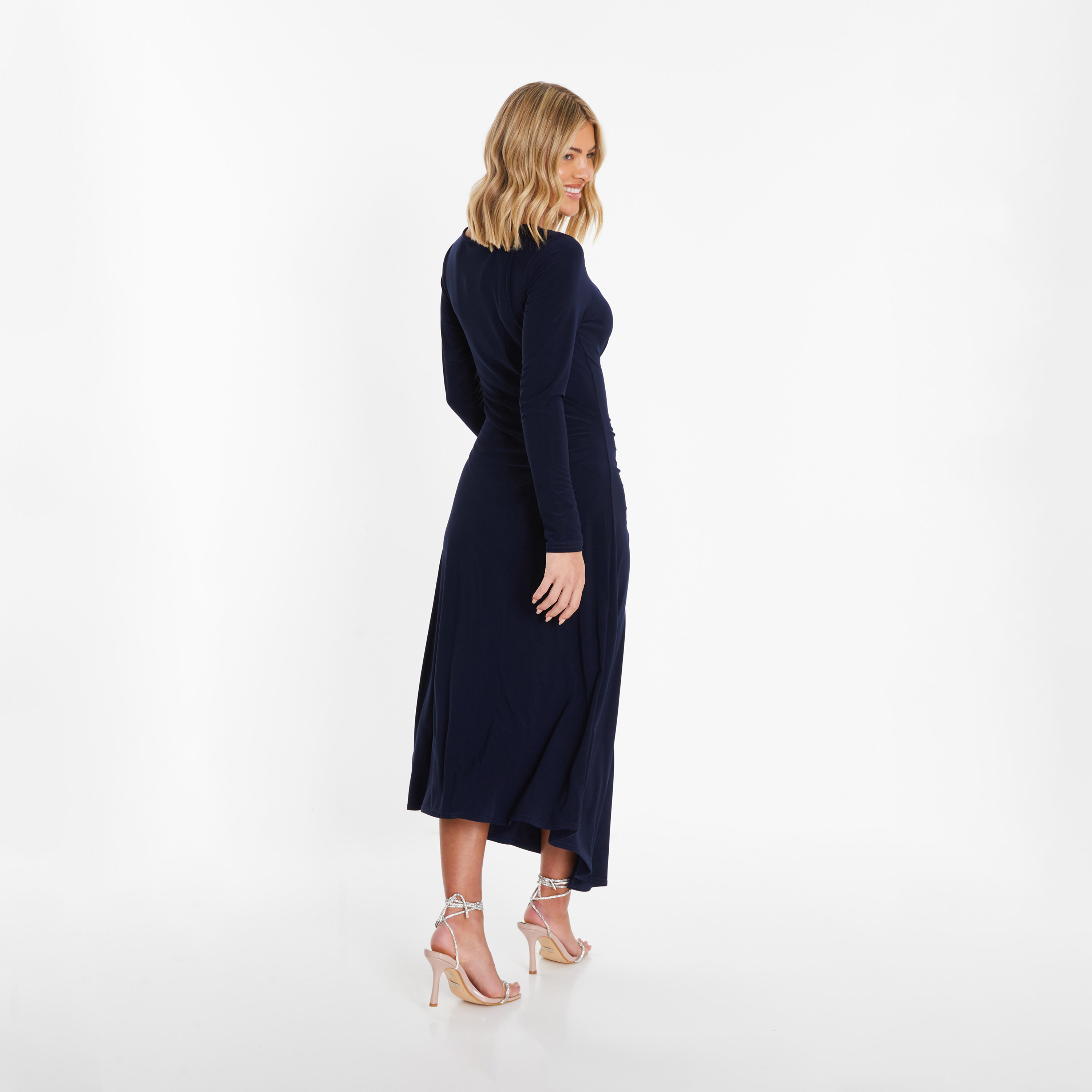 كويز-  فستان ميداكسي أزرق داكن اللون قماش ايتي مع بطانة مكشكشة-women-clothing-dresses-image-2
