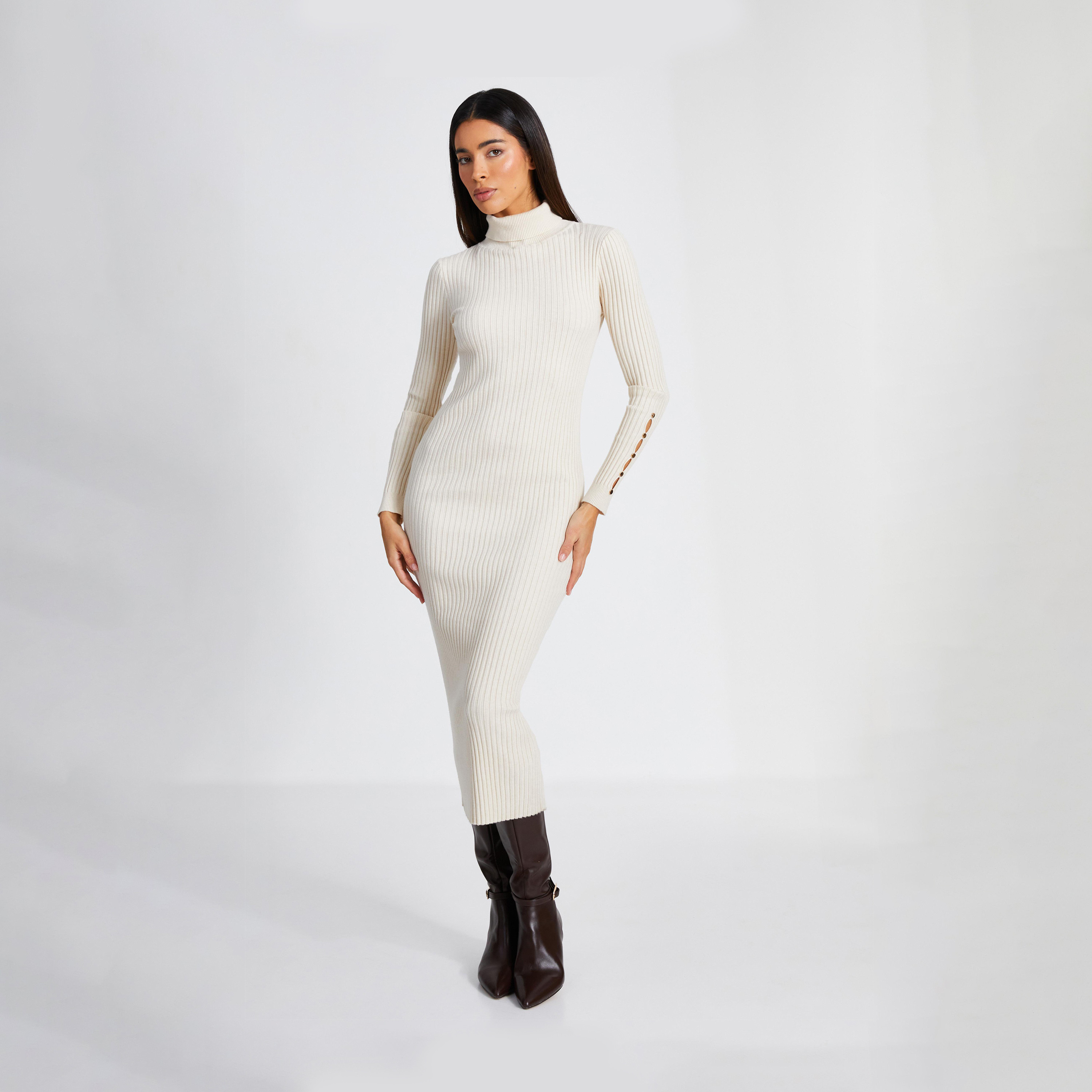 كويز-  فستان كنزة بأكمام طويلة شبكي كريمي اللون وأزرار ذهبية اللون-women-clothing-dresses-image-1