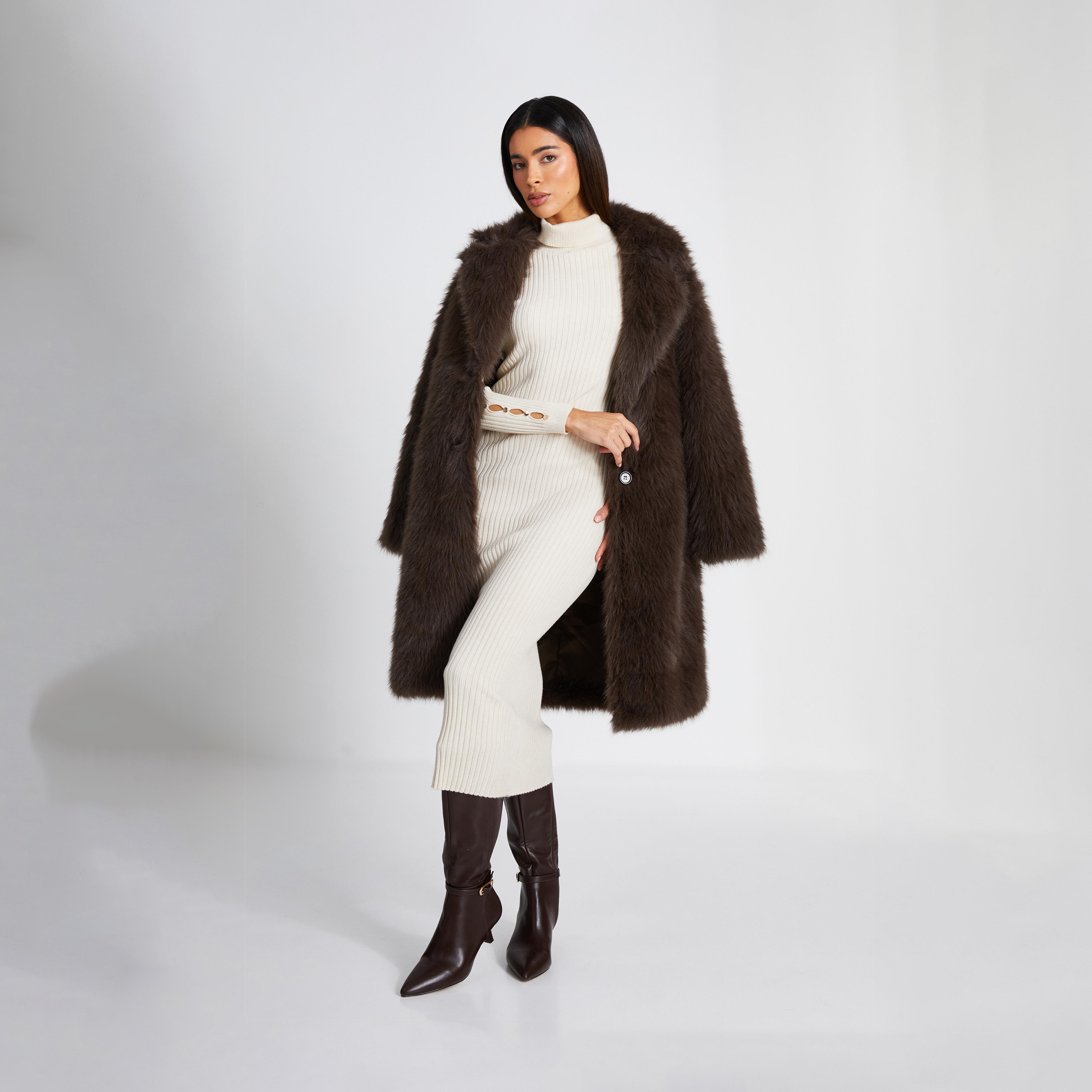 كويز-  فستان كنزة بأكمام طويلة شبكي كريمي اللون وأزرار ذهبية اللون-women-clothing-dresses-image-4