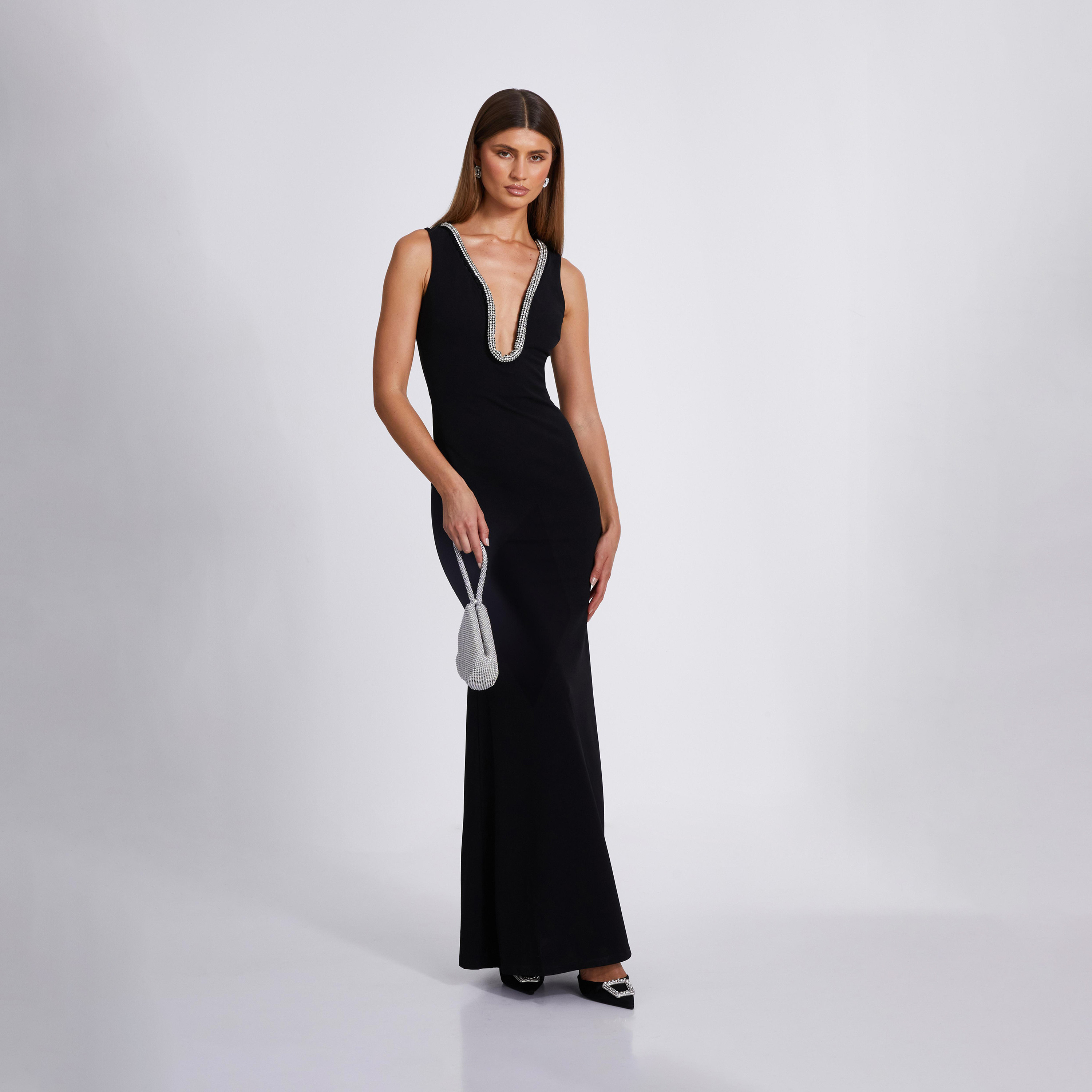 كويز-  فستان سهرة ماكسي أسود بحواف بزينة أحجار اصطناعية  وذيل السمكة-women-clothing-dresses-image-1