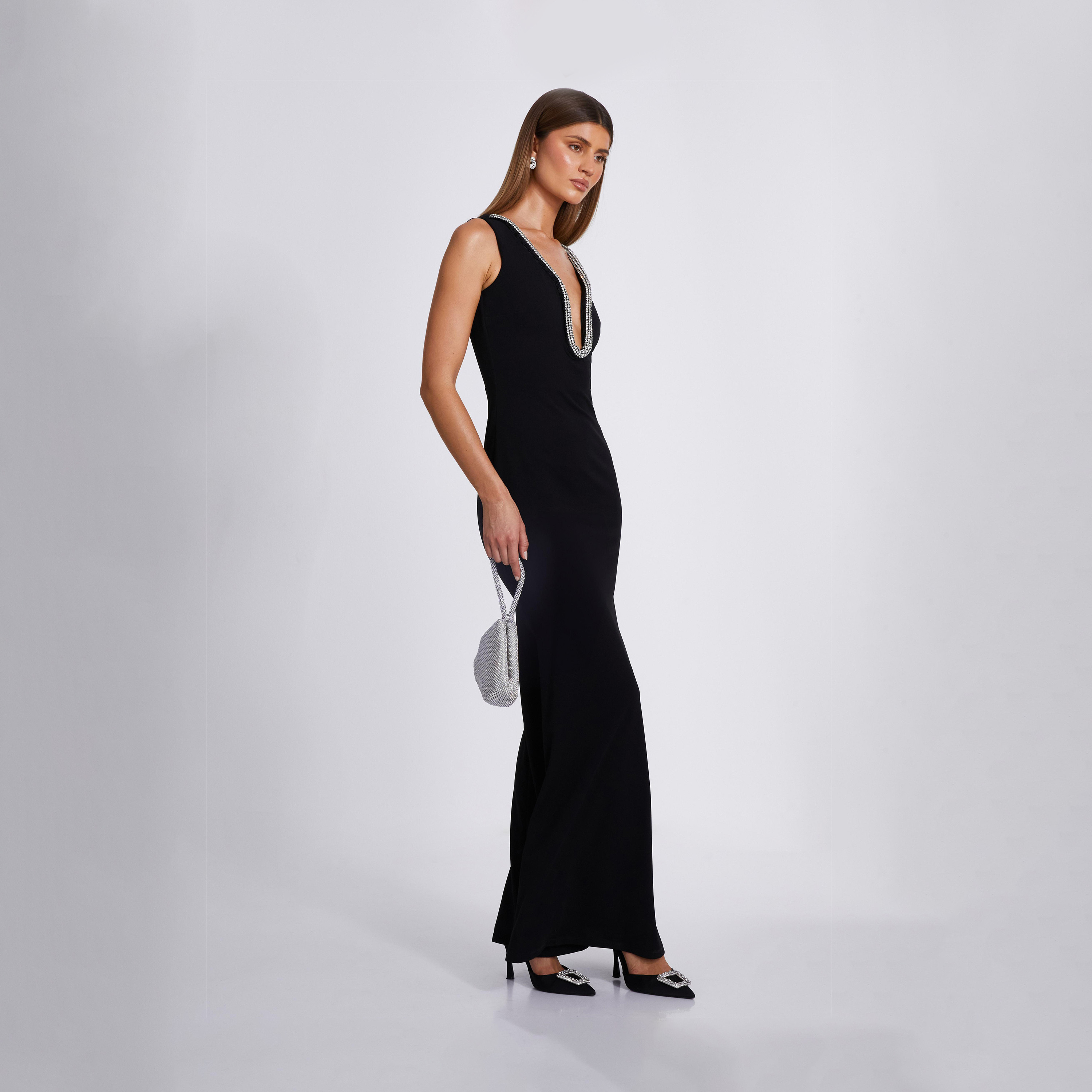 كويز-  فستان سهرة ماكسي أسود بحواف بزينة أحجار اصطناعية  وذيل السمكة-women-clothing-dresses-image-3
