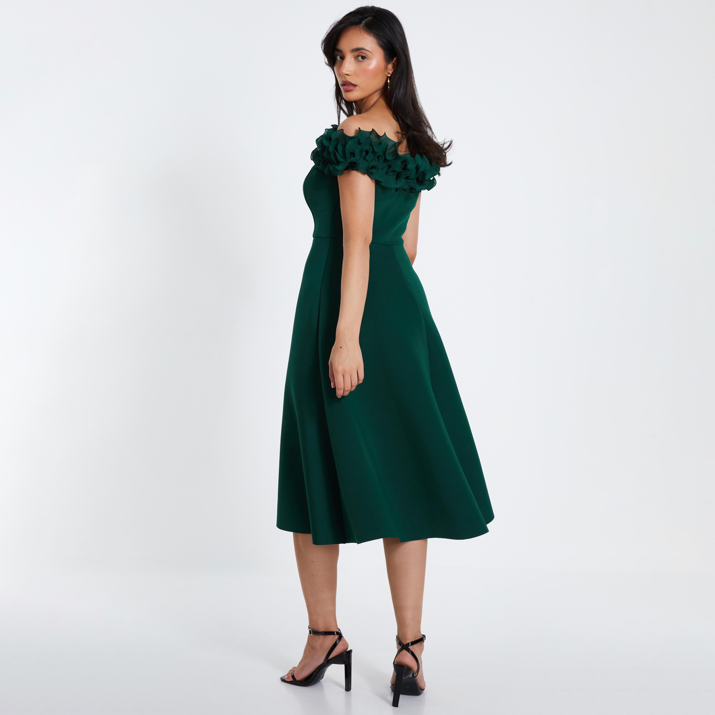 كويز- فستان سهرة ميدي أخضر فاتح بزخرفة سكوبا بارد-women-clothing-dresses-image-3
