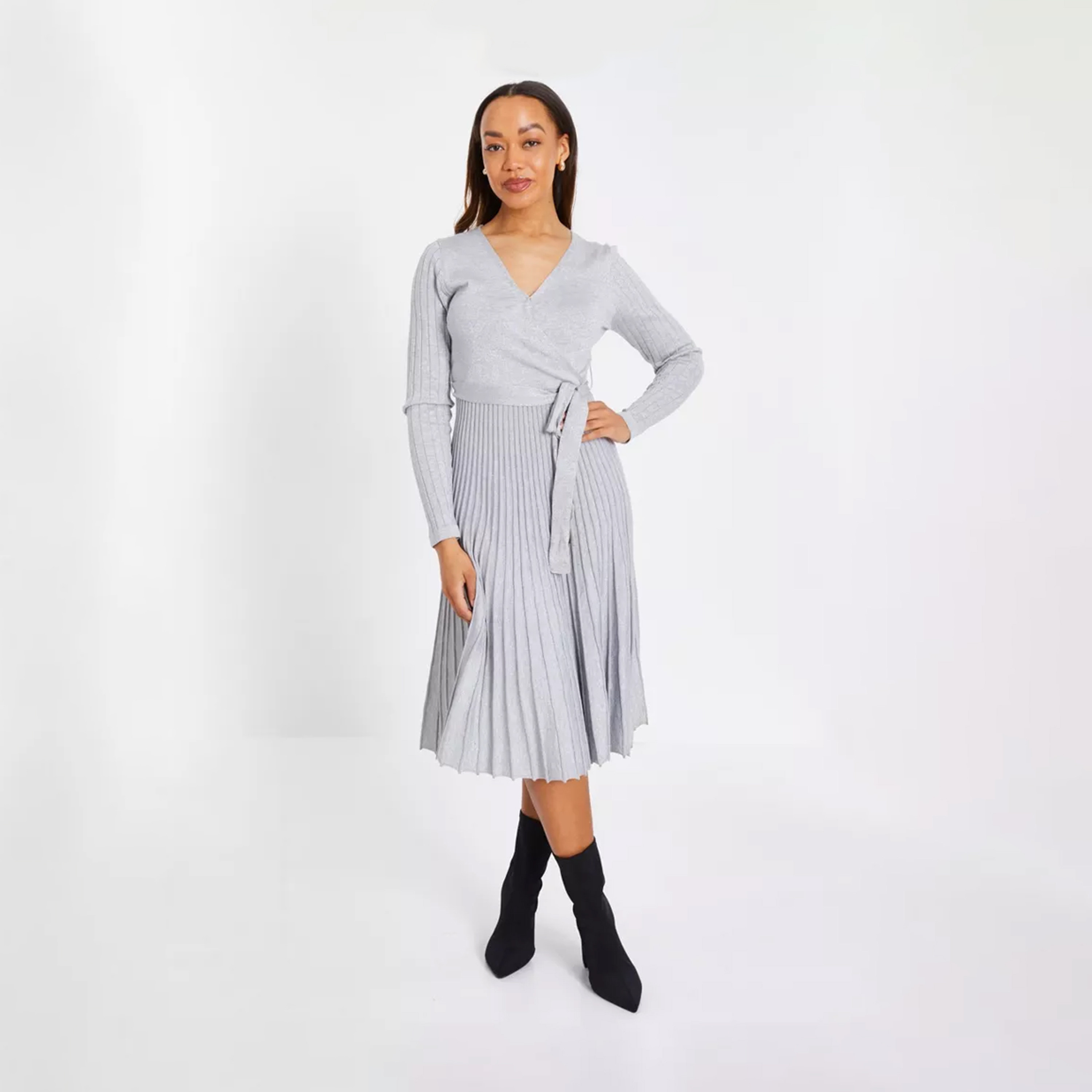 كويز- فستان سهرة ماكسي أخضر مخملي بقصّة كتف واحد-women-clothing-dresses-image-1