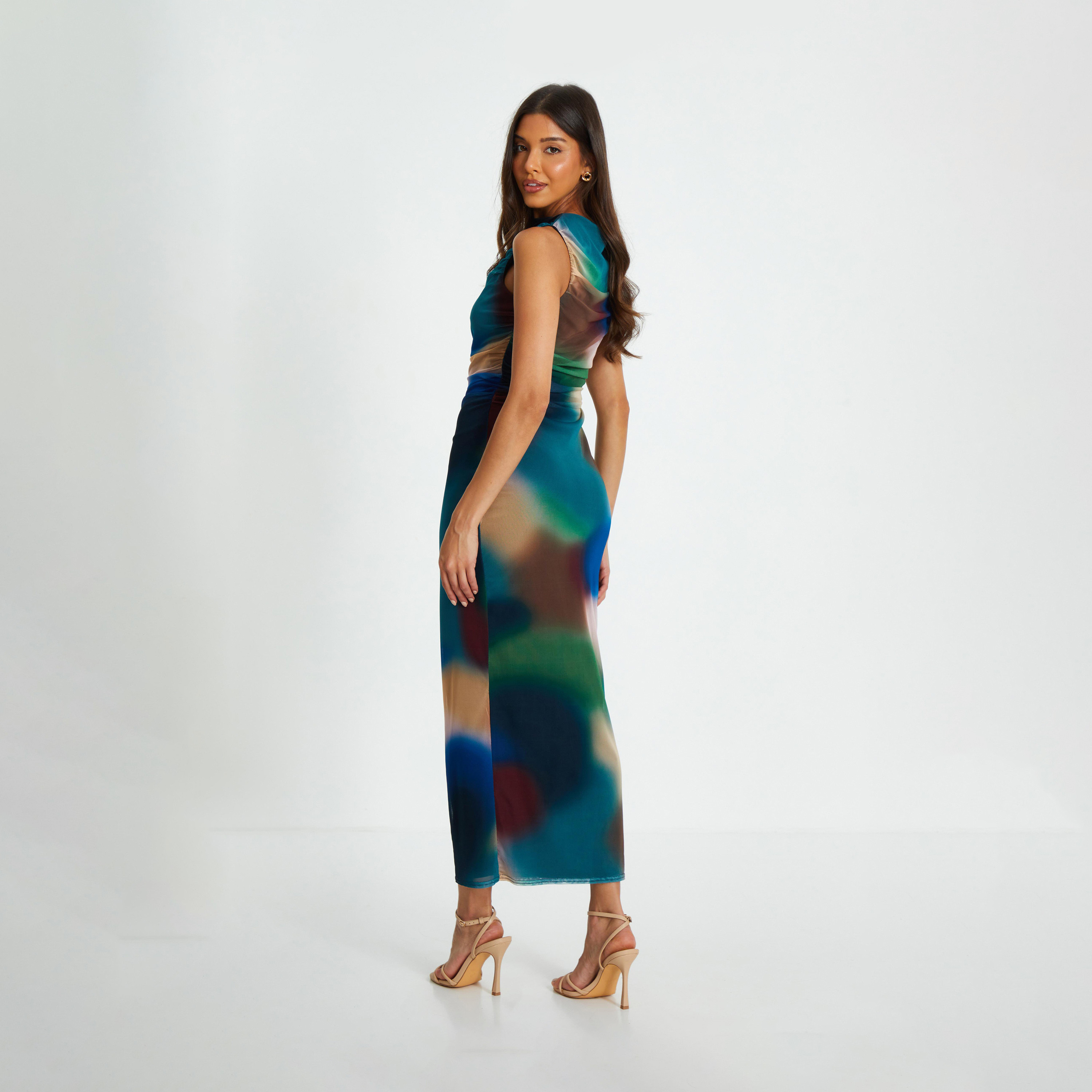 كويز- فستان ميداكسي بدون أكمام بياقة دائرية وشبكة متعددة-women-clothing-dresses-image-2