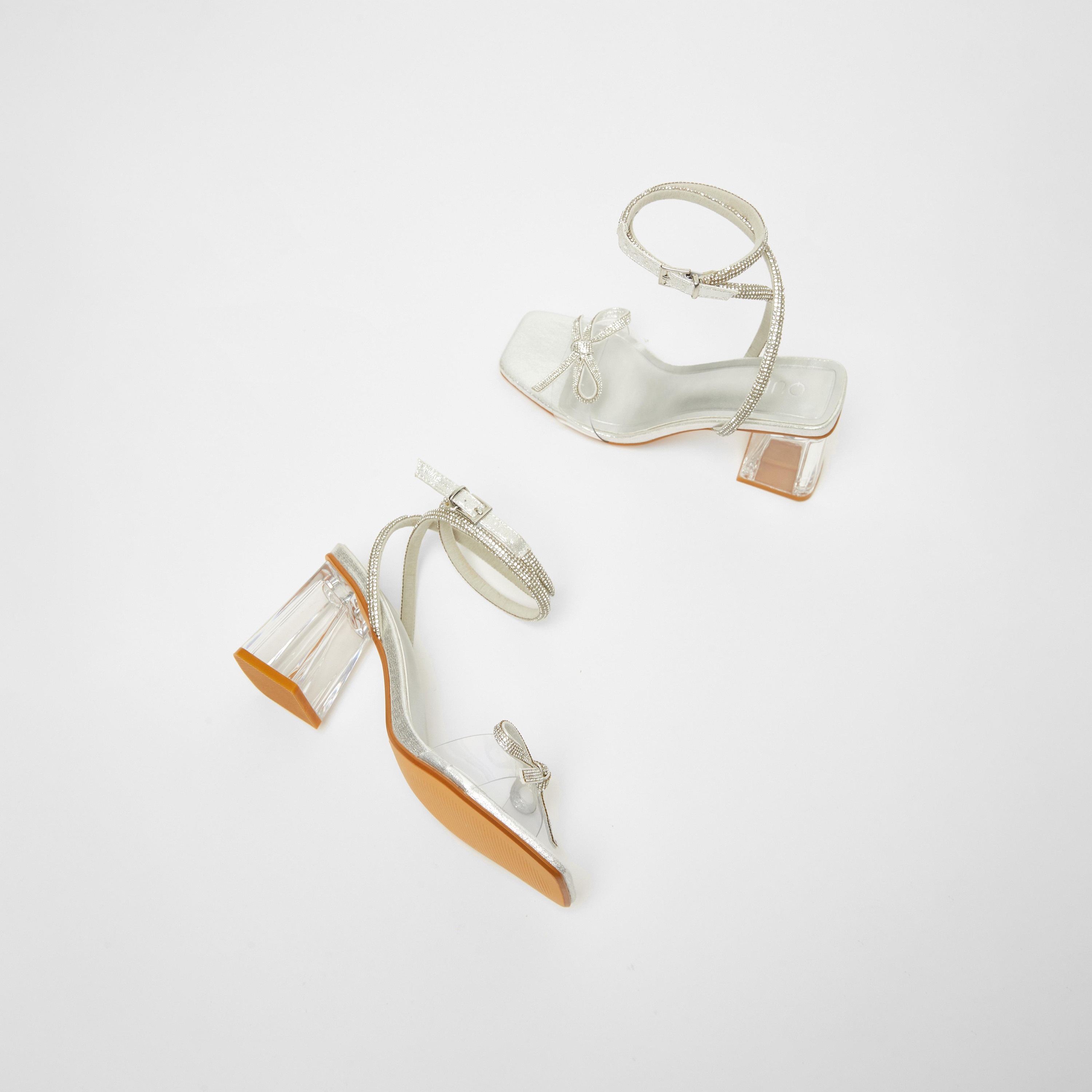 كويز- صندل نسائي حزام بإبزيم | 200799625-women-shoes-heels-image-2